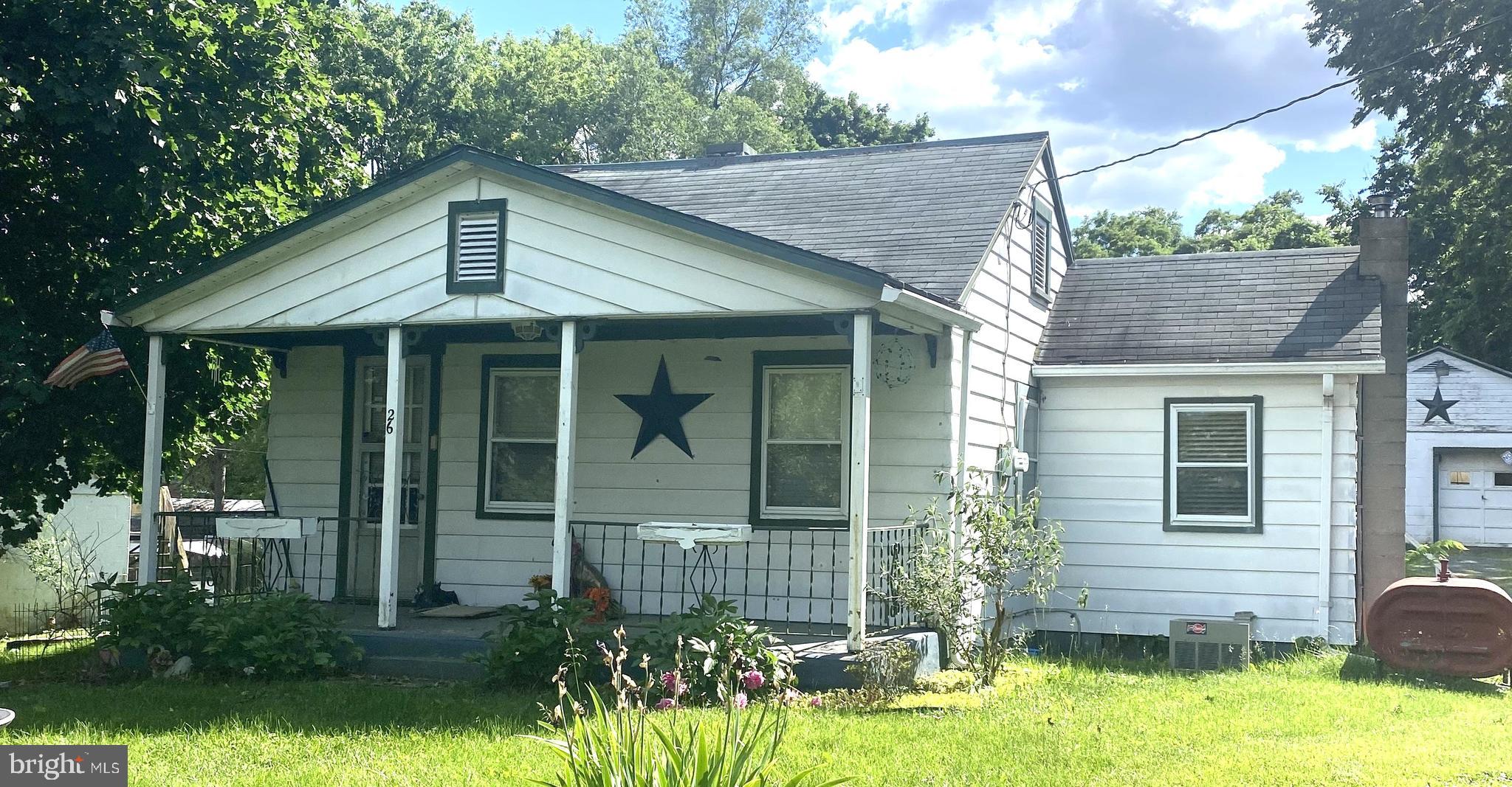 SOUTH MIDDLETON - Residential