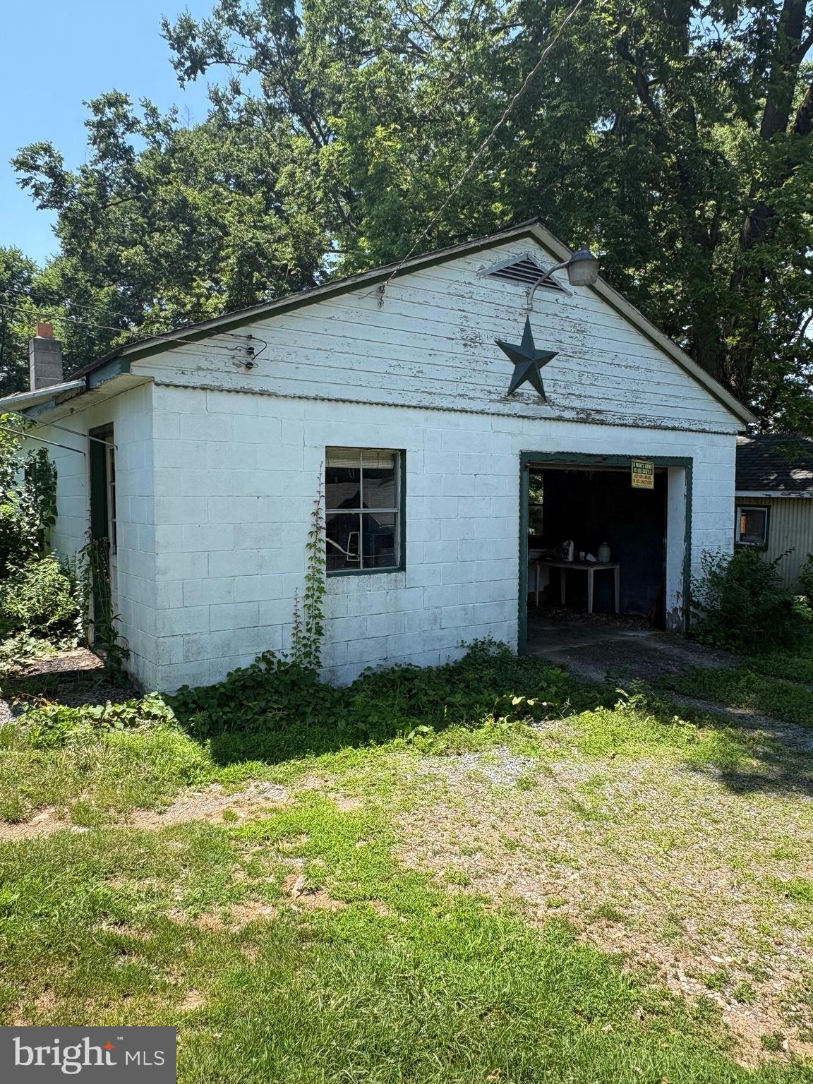 SOUTH MIDDLETON - Residential