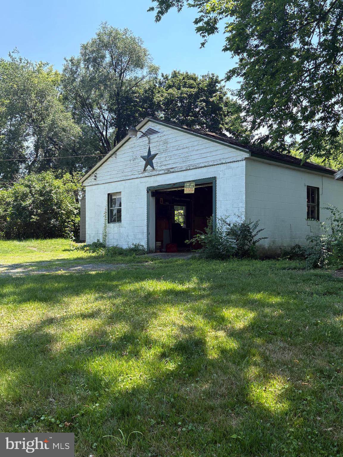SOUTH MIDDLETON - Residential