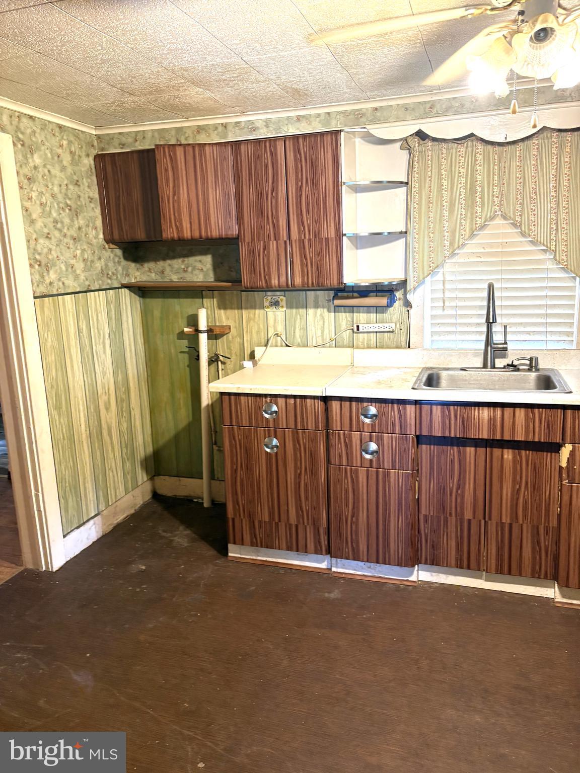 SOUTH MIDDLETON - Residential