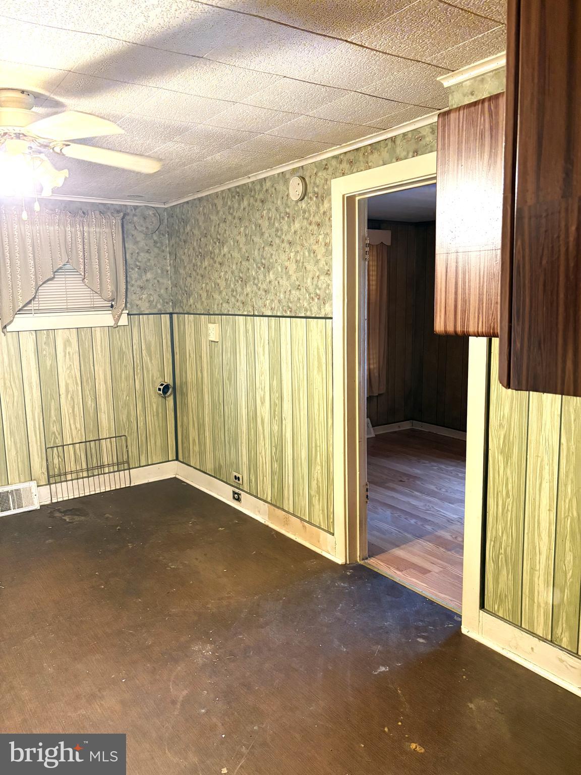 SOUTH MIDDLETON - Residential