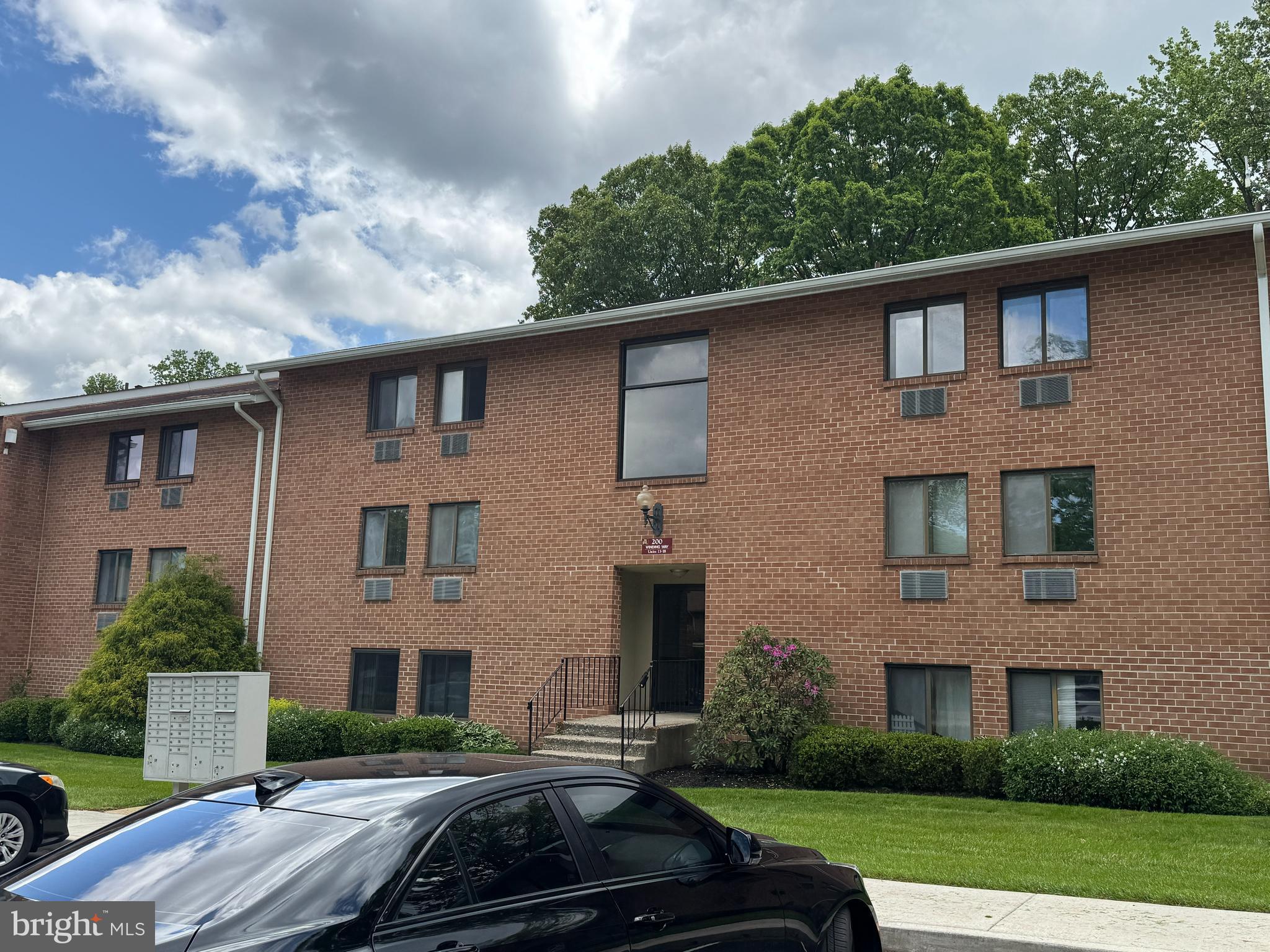 WOODMONT NORTH - Residential