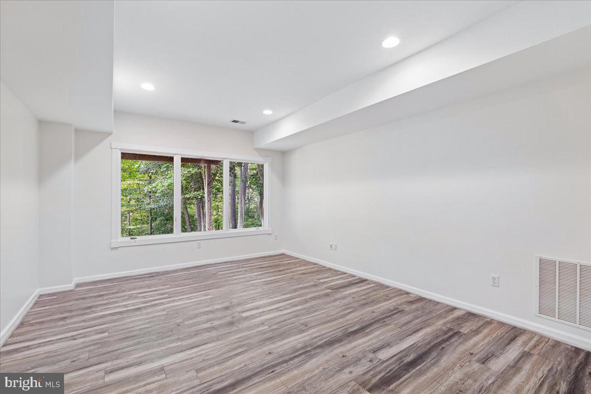 SOUTHDOWN ESTATES - Residential