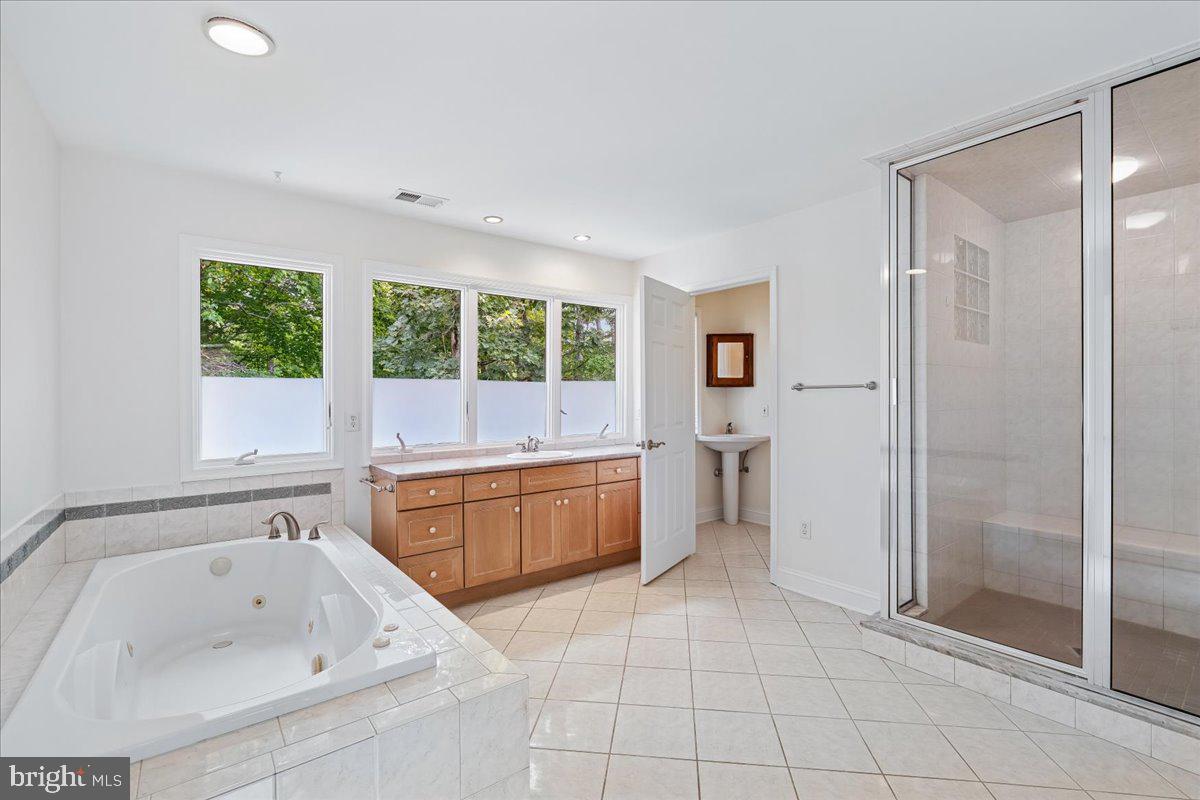 SOUTHDOWN ESTATES - Residential