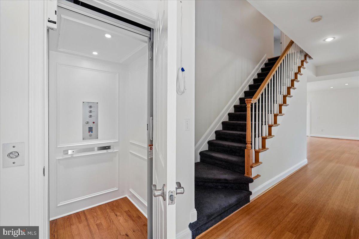SOUTHDOWN ESTATES - Residential