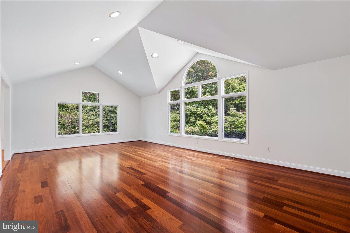 SOUTHDOWN ESTATES - Residential