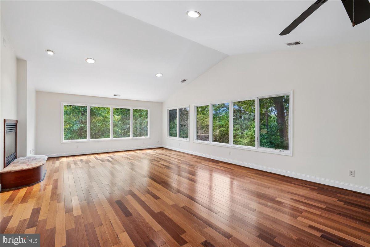 SOUTHDOWN ESTATES - Residential