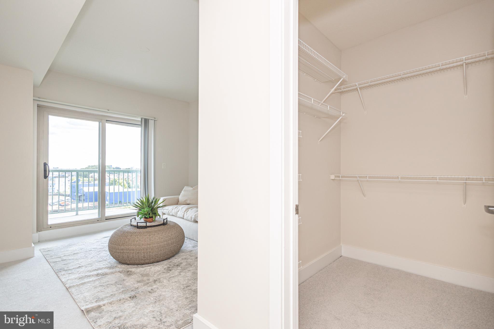 DOCKSIDE CONDOMINIUM - Residential