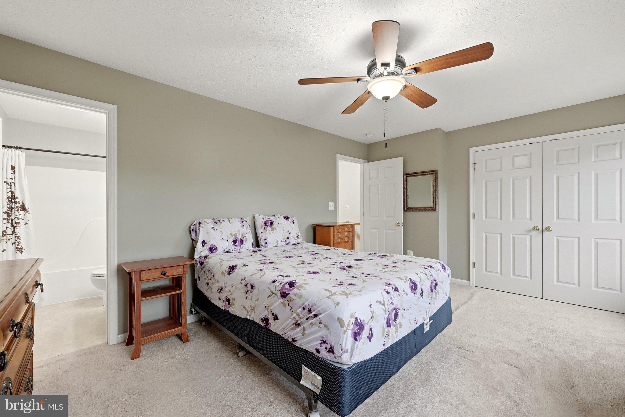 FOUNDERS LANDING - Residential