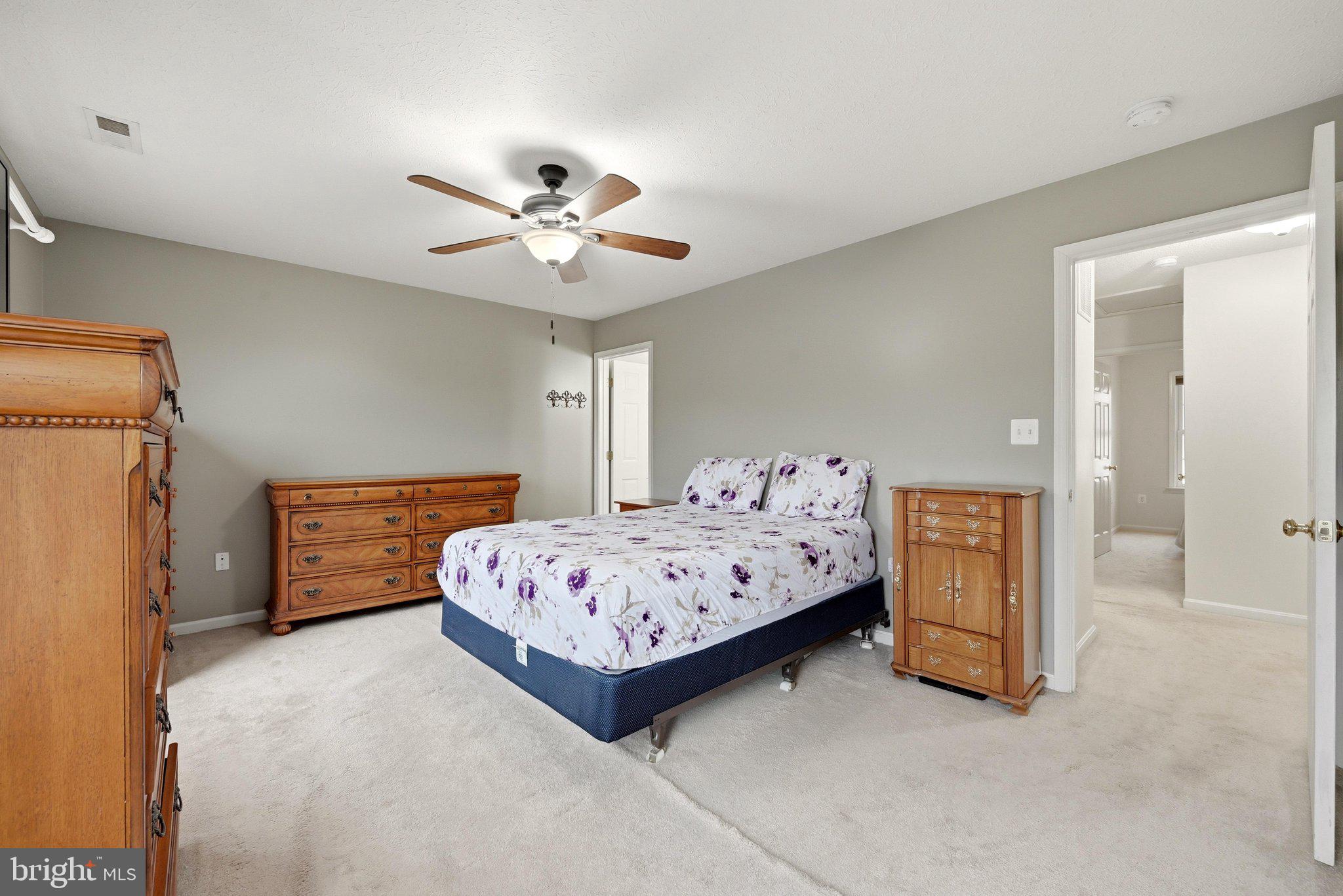FOUNDERS LANDING - Residential