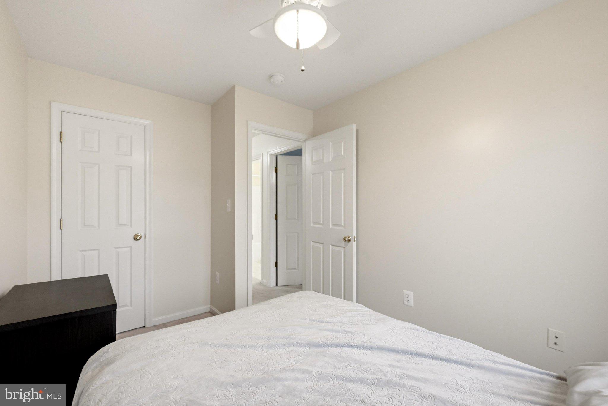FOUNDERS LANDING - Residential
