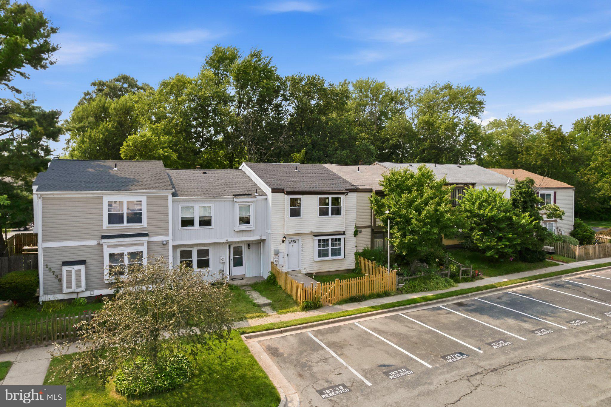 SUMMERHILL - Residential