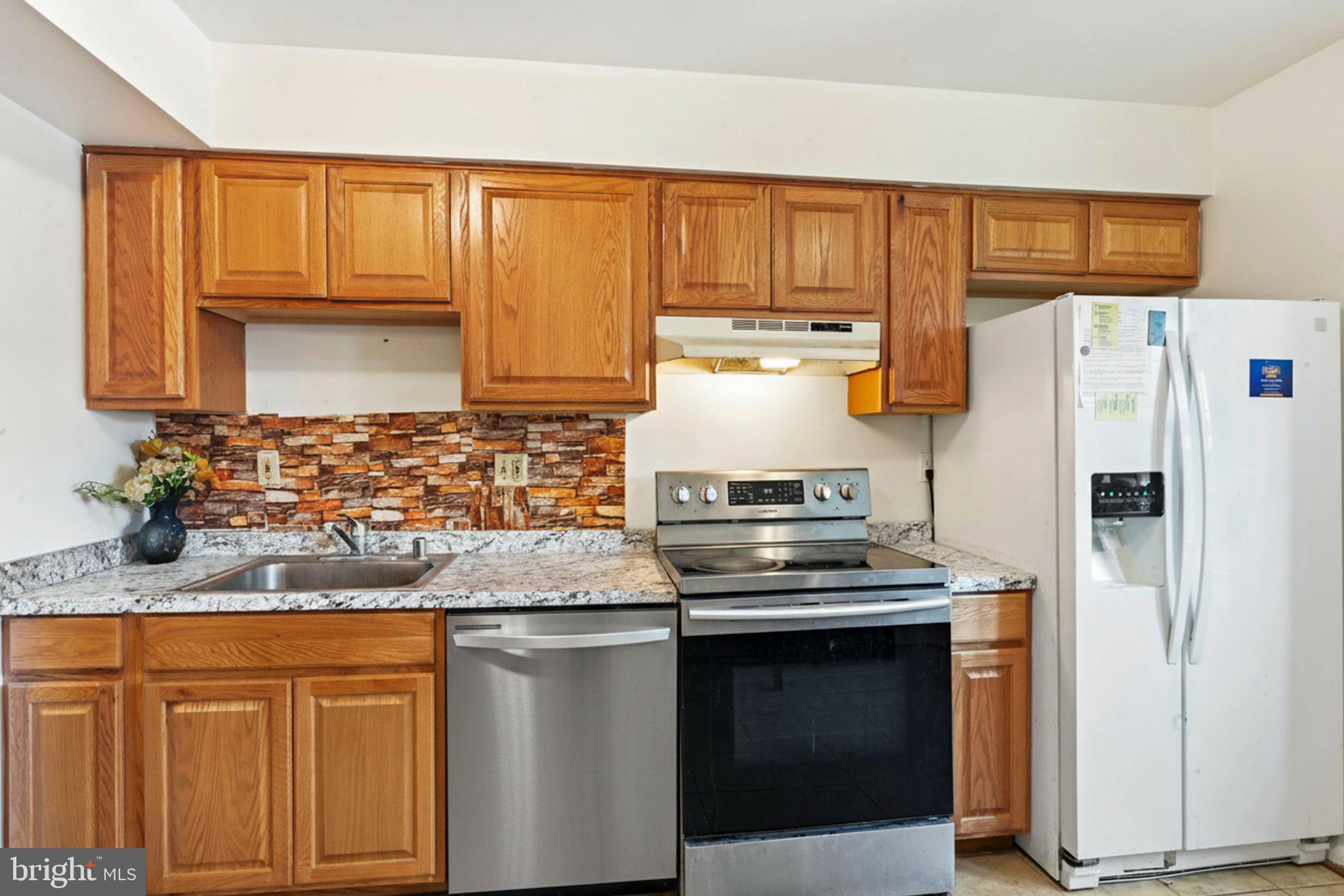 SUMMERHILL - Residential