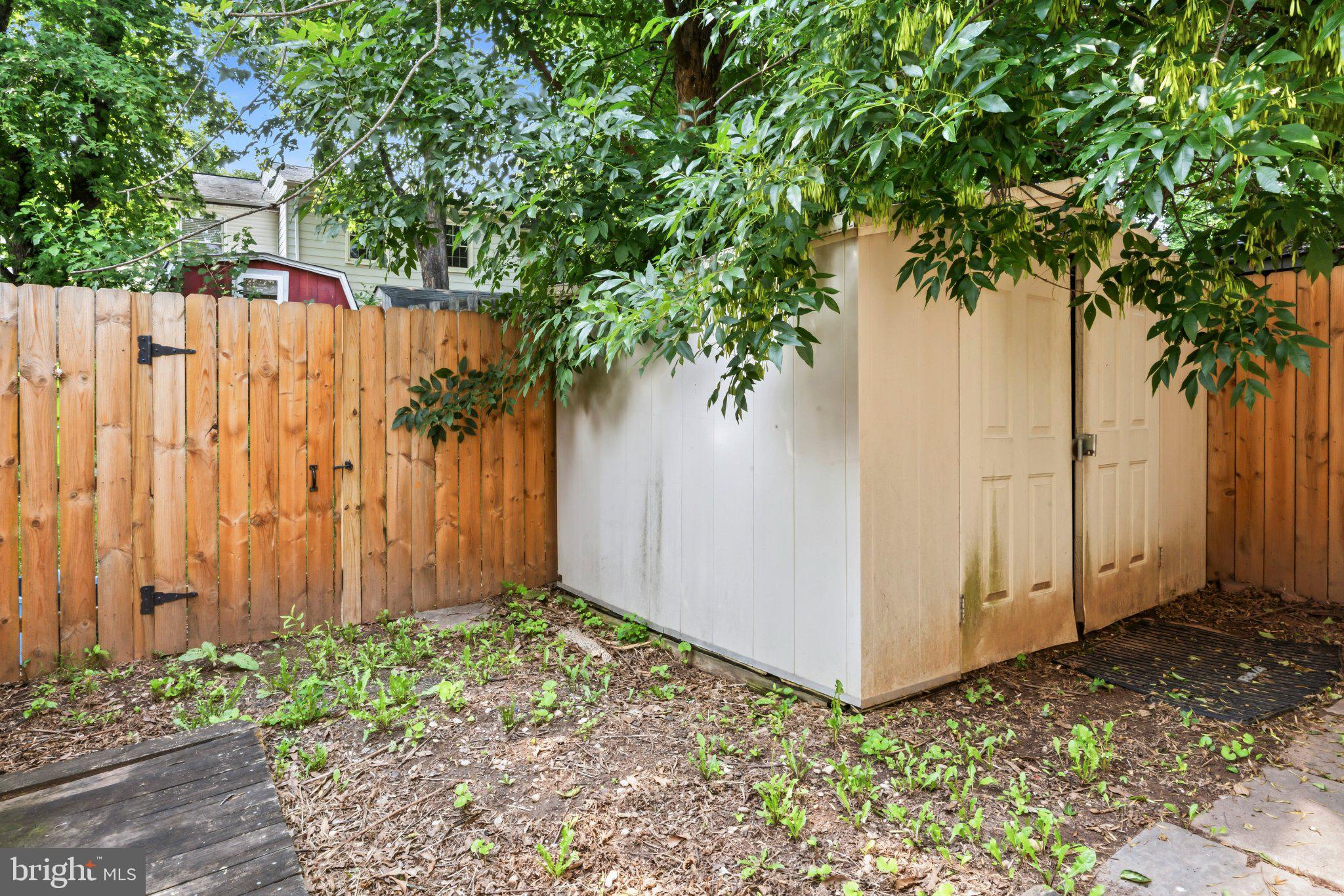 SUMMERHILL - Residential