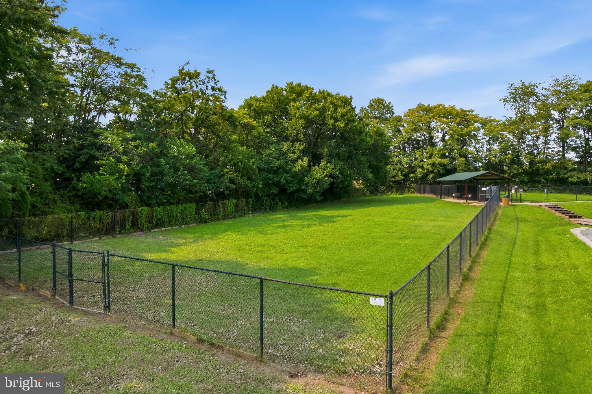 SUMMERHILL - Residential