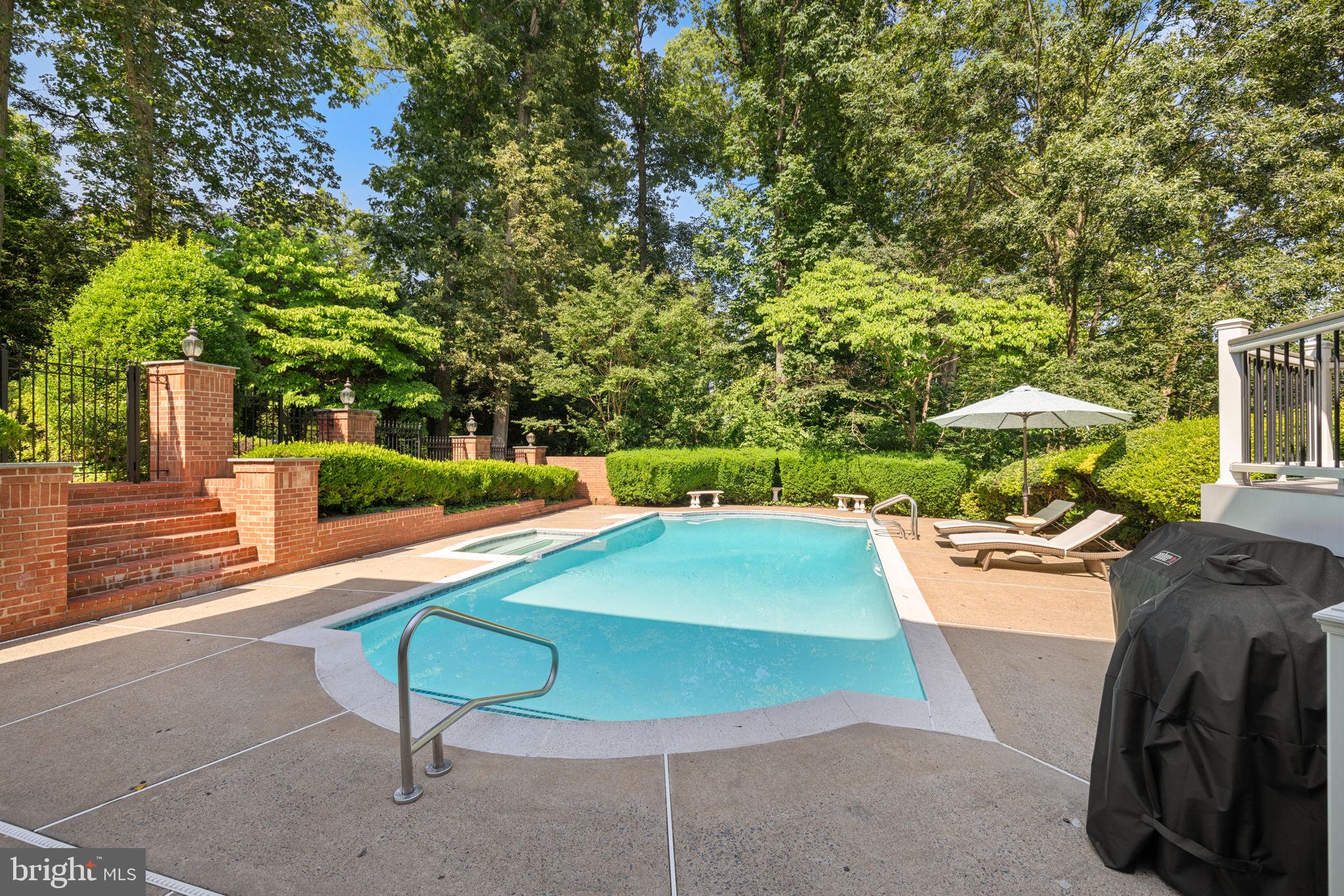 OLDE SWINKS MILL ESTATES - Residential