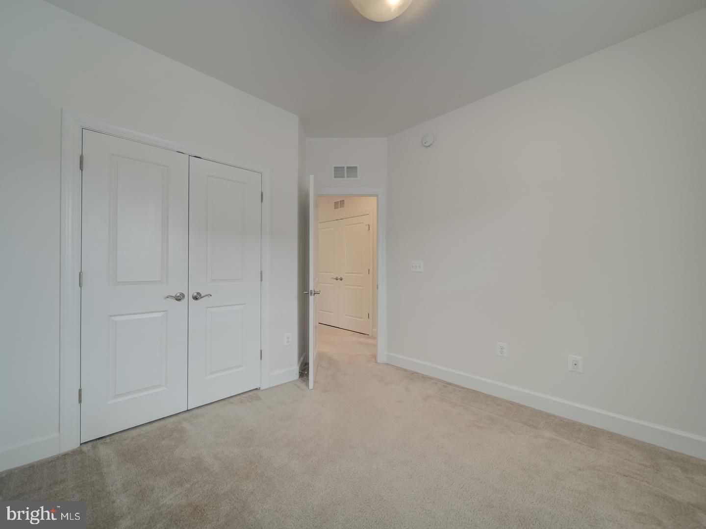 BRADLEY SQUARE - Residential
