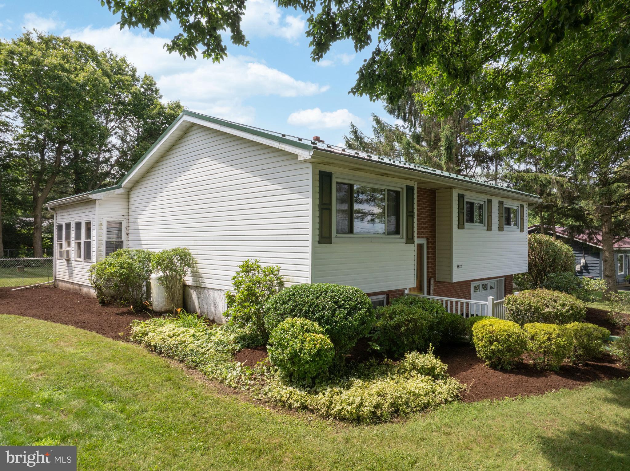 THE MEADOWS - Residential