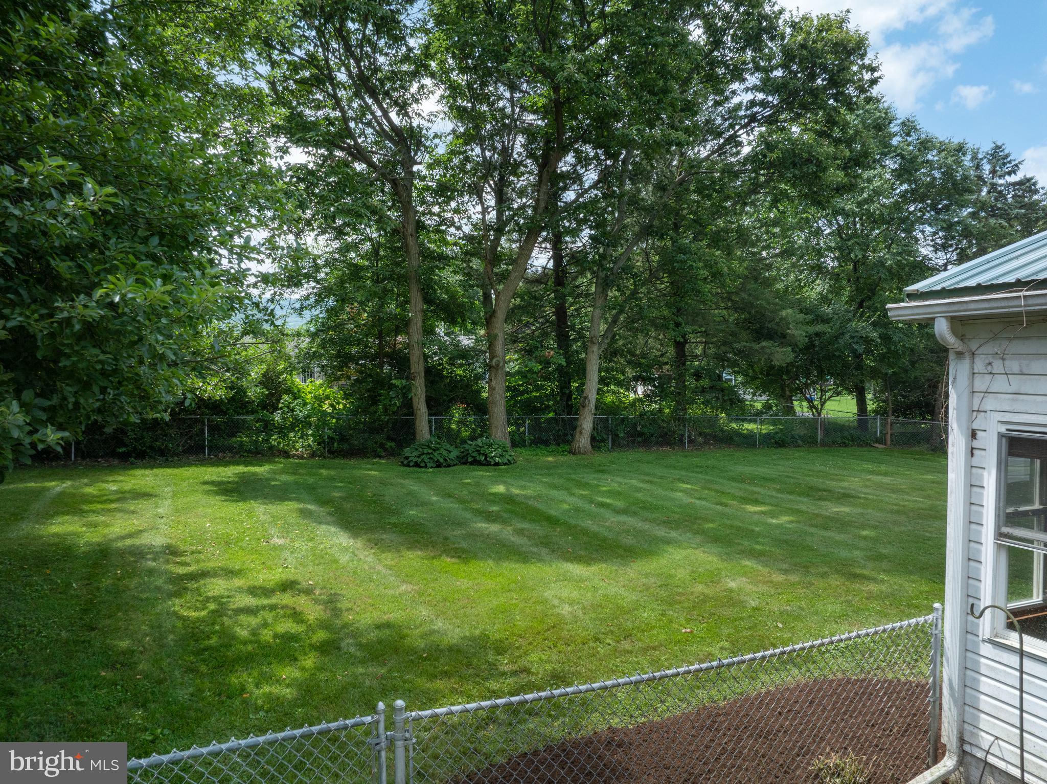 THE MEADOWS - Residential