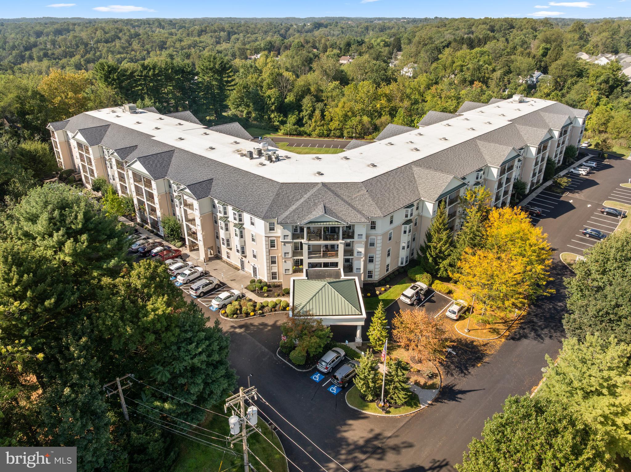 WINDSOR AT GLEN MI - Residential