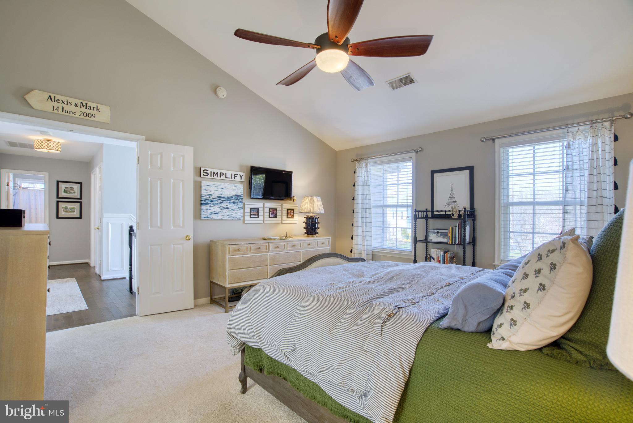 ASHBURN FARM - Residential