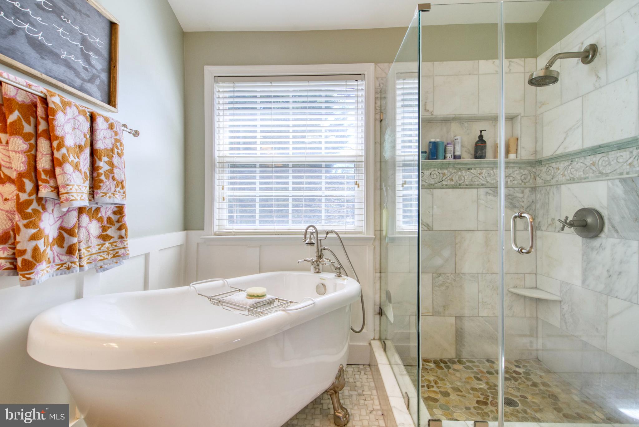 ASHBURN FARM - Residential