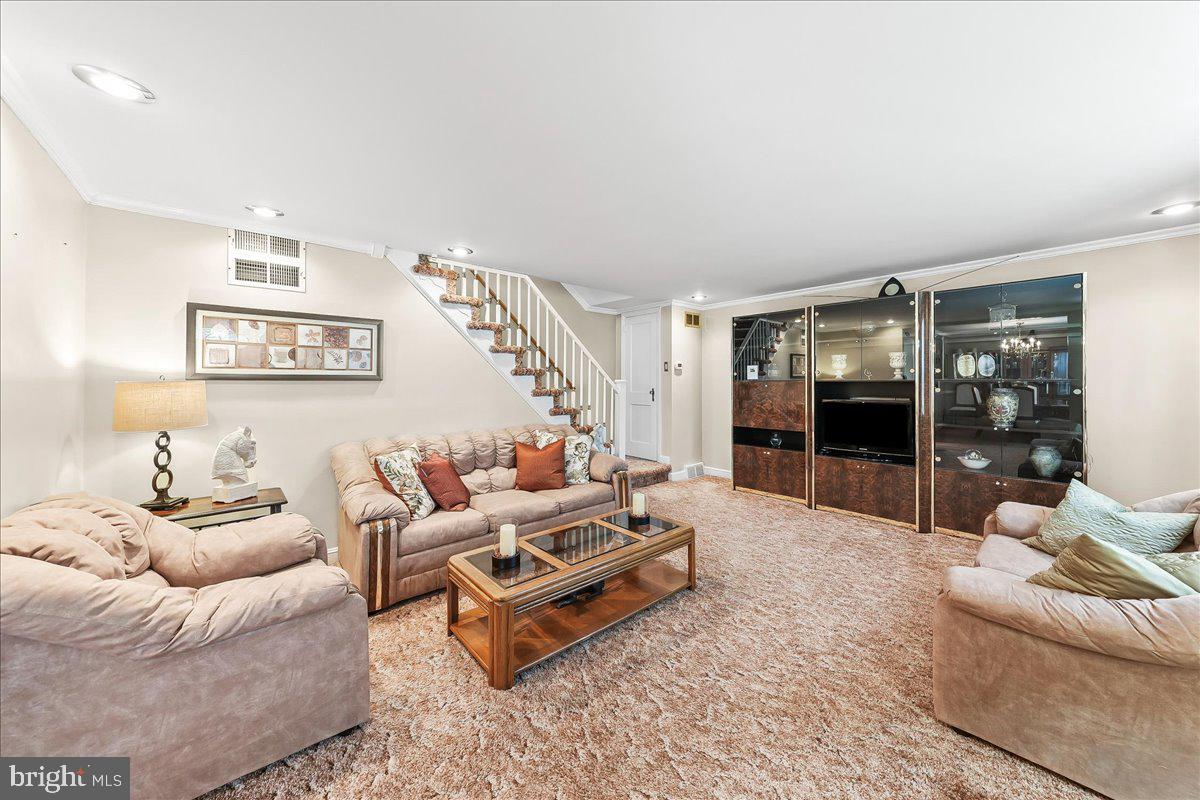 CHATHAM PARK - Residential