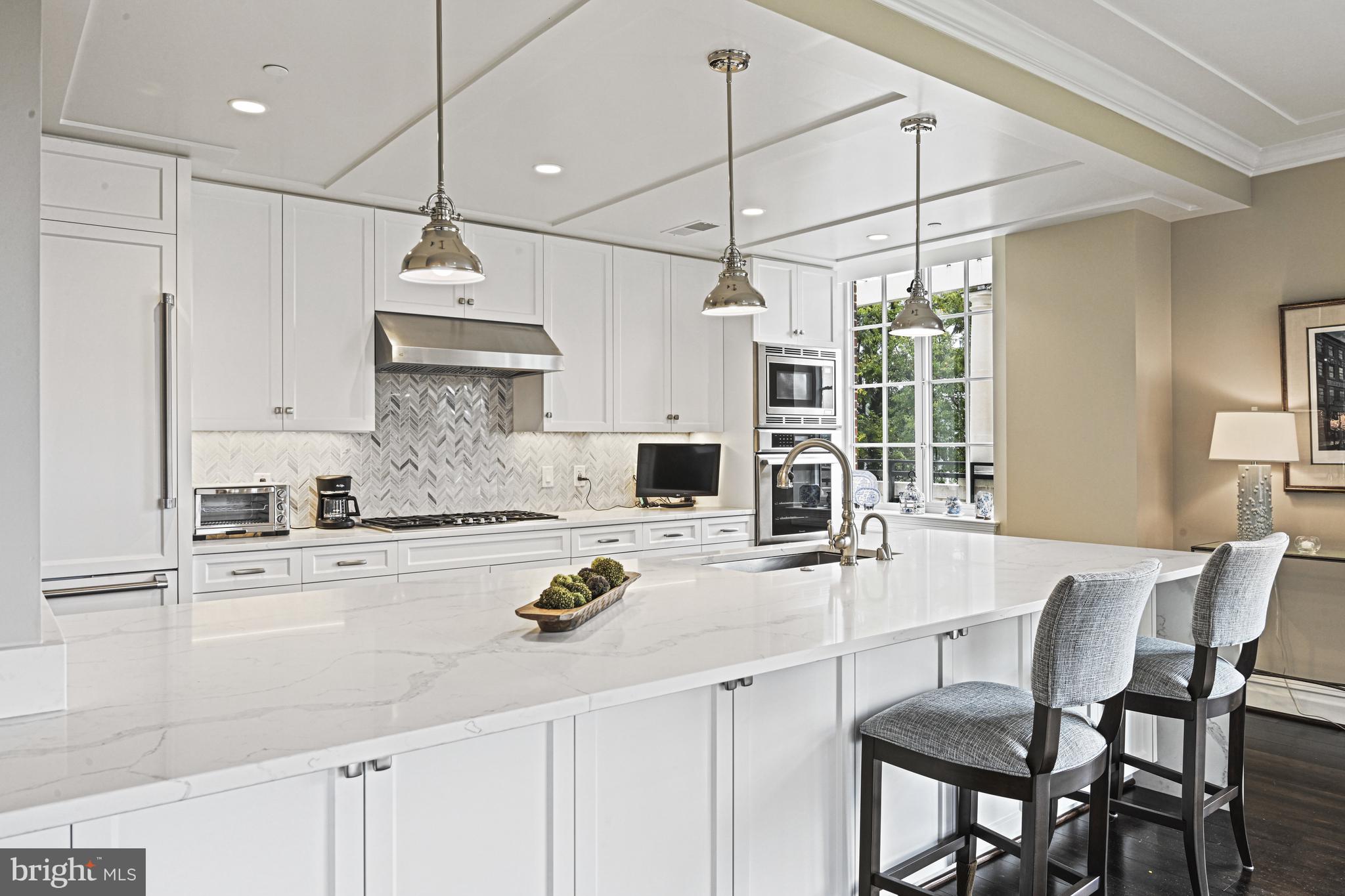 THE SIGNET - Residential