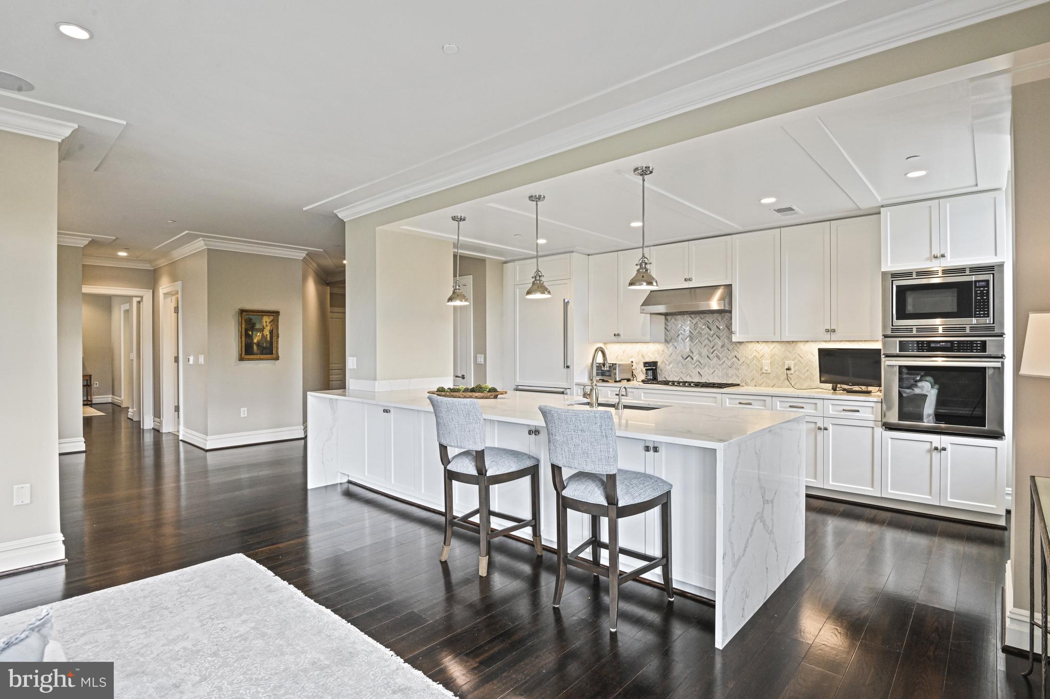 THE SIGNET - Residential