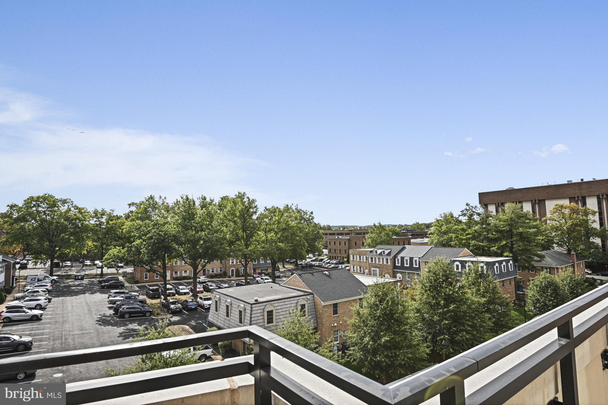 THE SIGNET - Residential