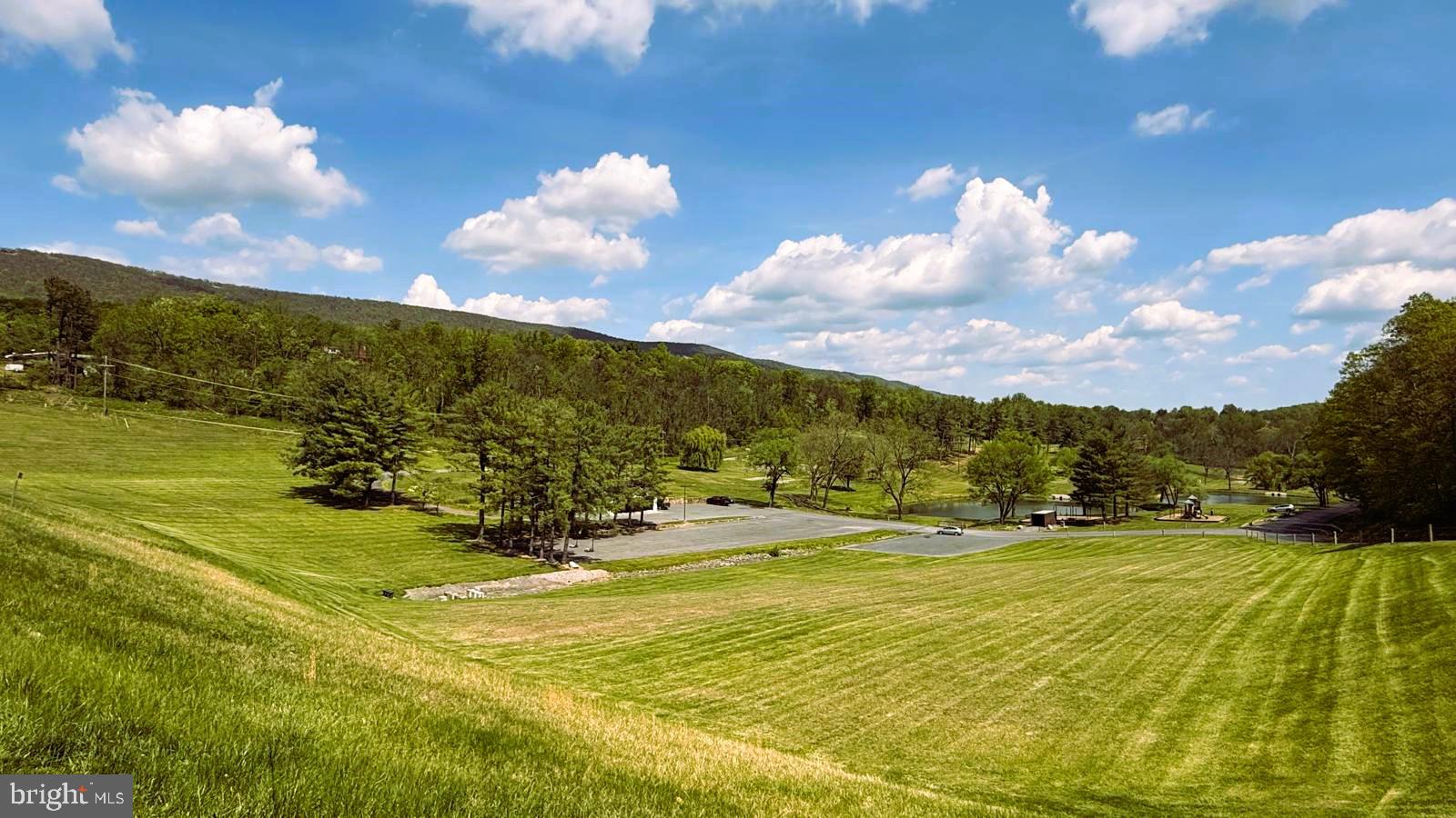 SHAWNEELAND - Land