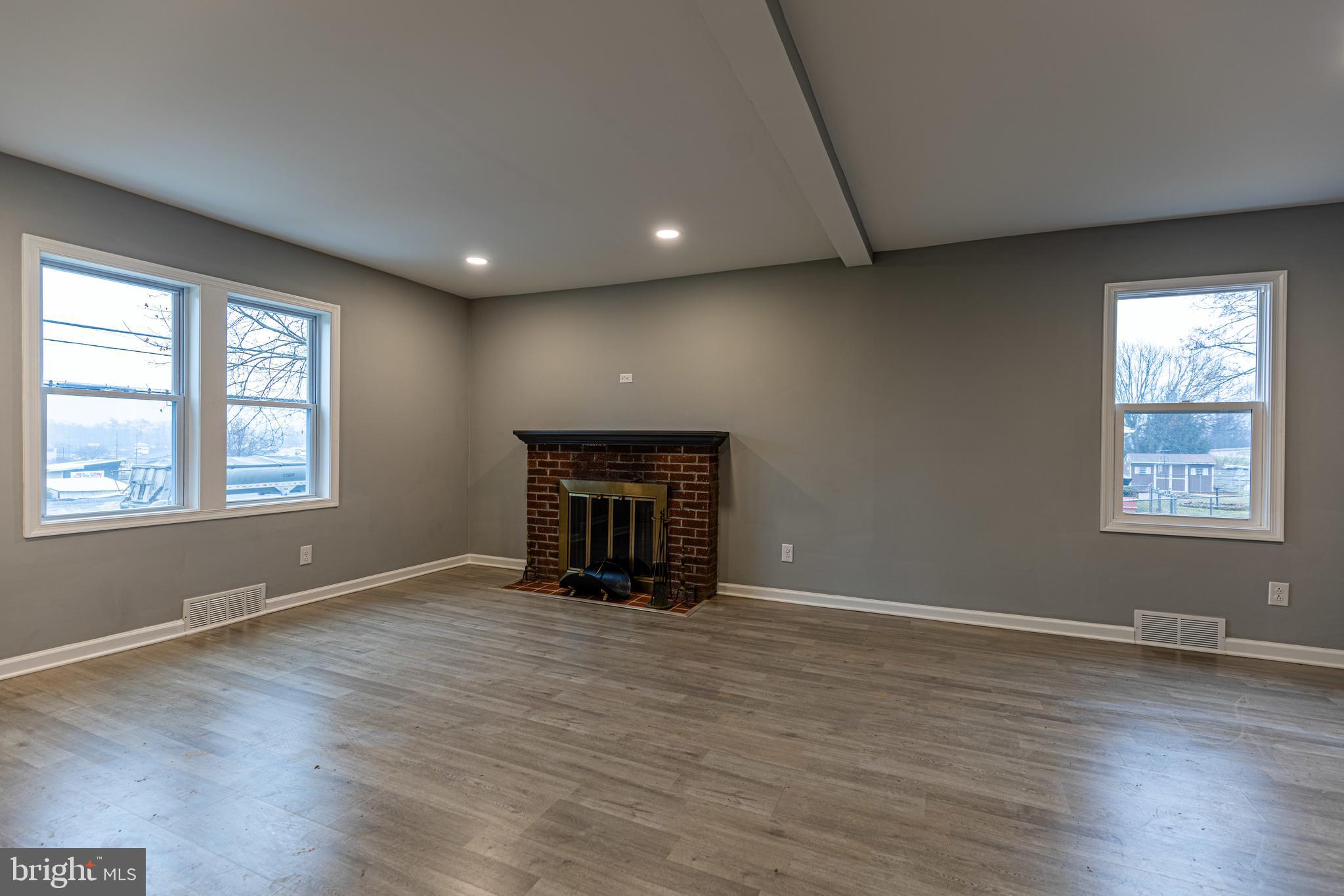 GREENCASTLE - Residential