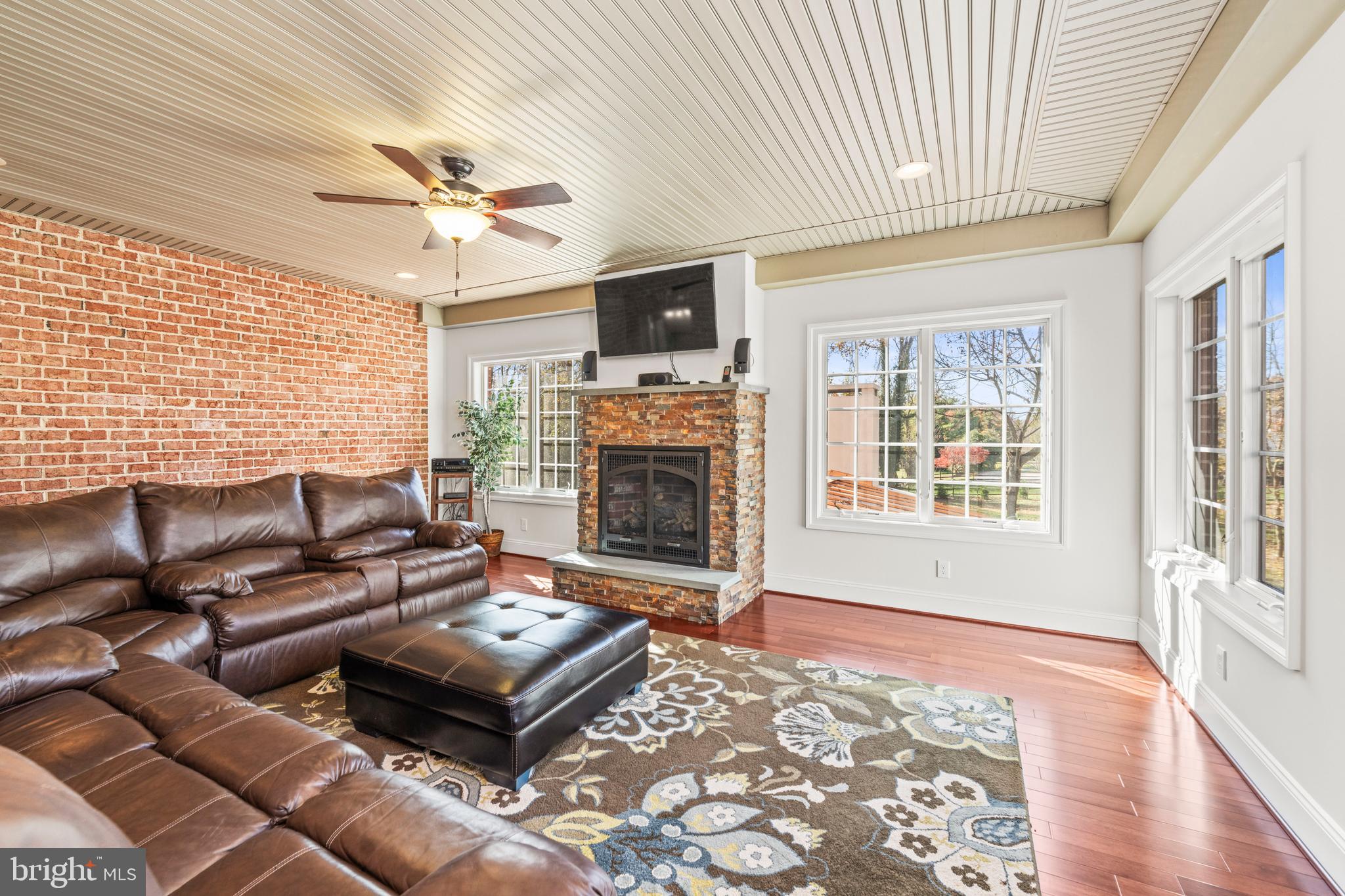 MEDFORD - Residential