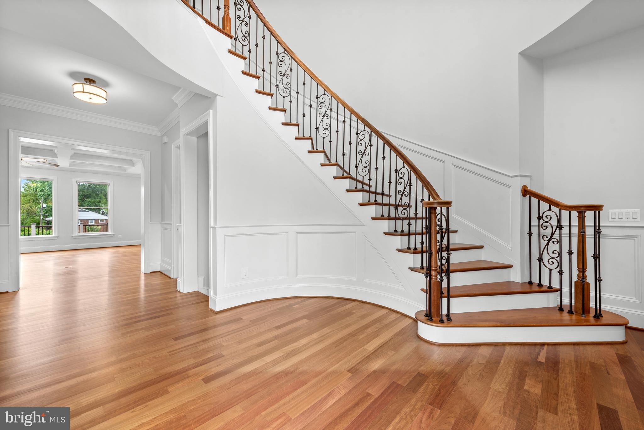 BROYHILL LANGLEY ESTATES - Residential