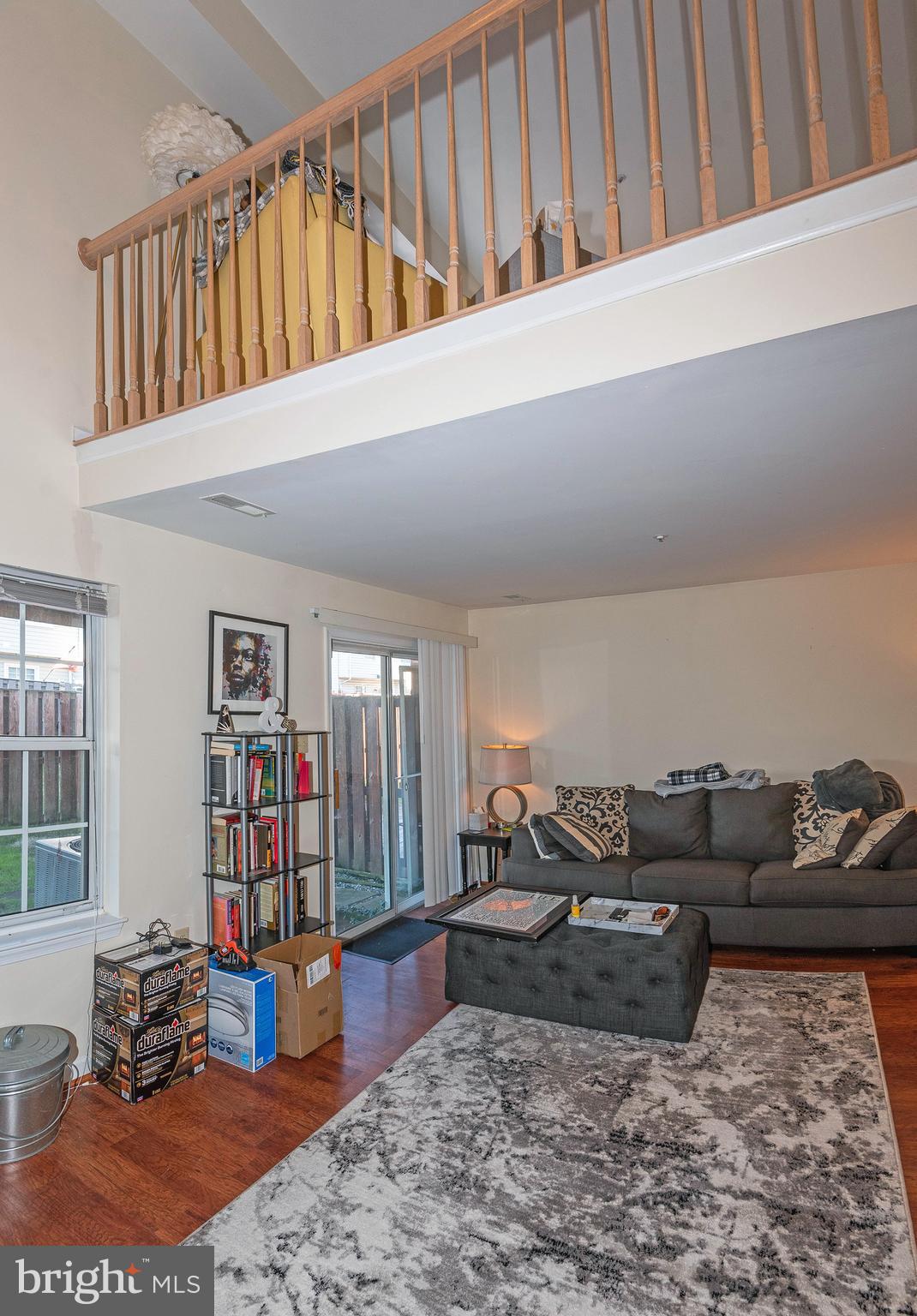 STONEY BEACH - Residential