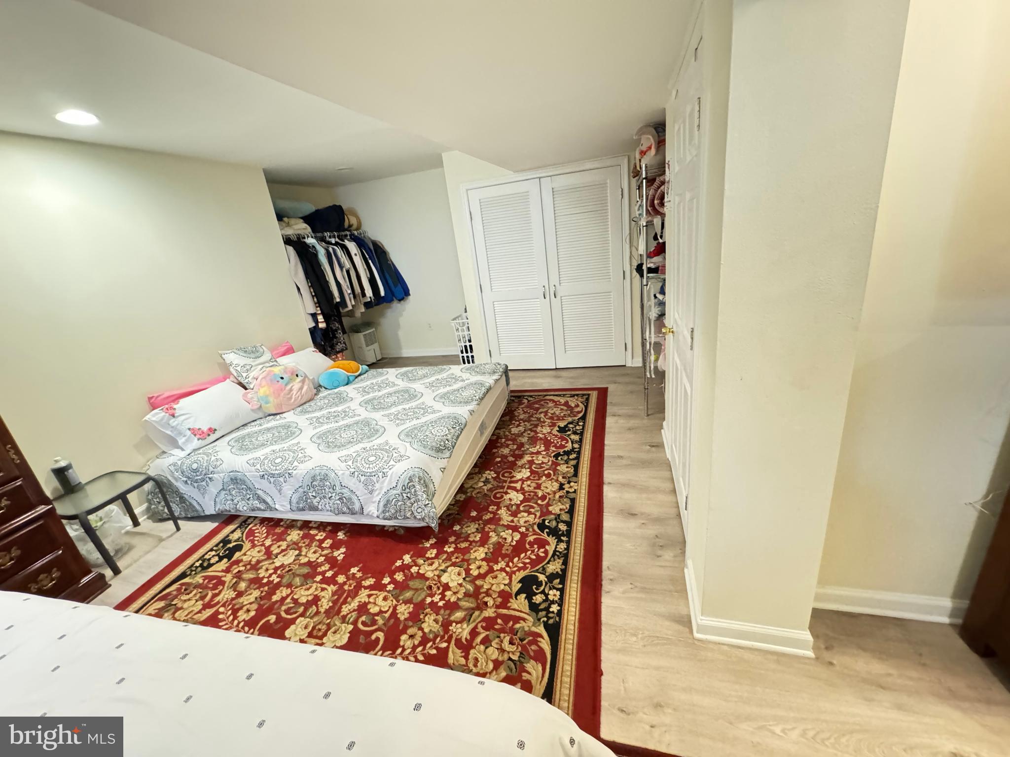 SENECA CROSSING - Residential