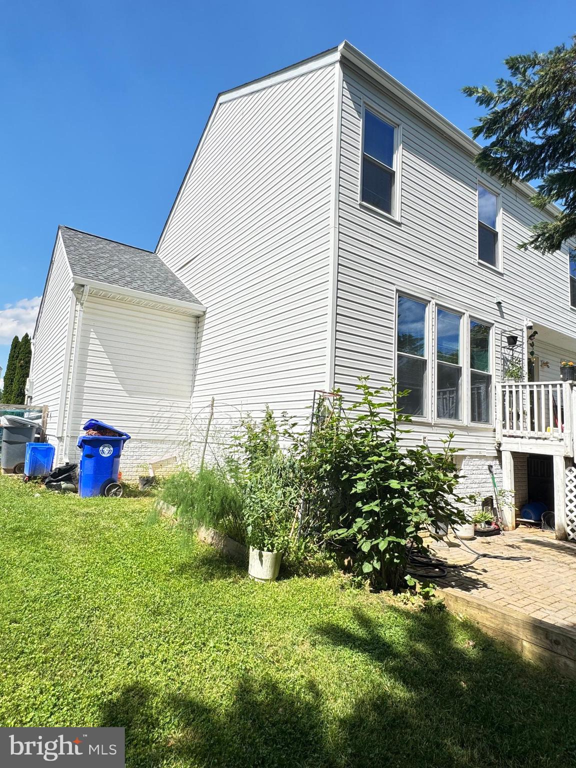 SENECA CROSSING - Residential