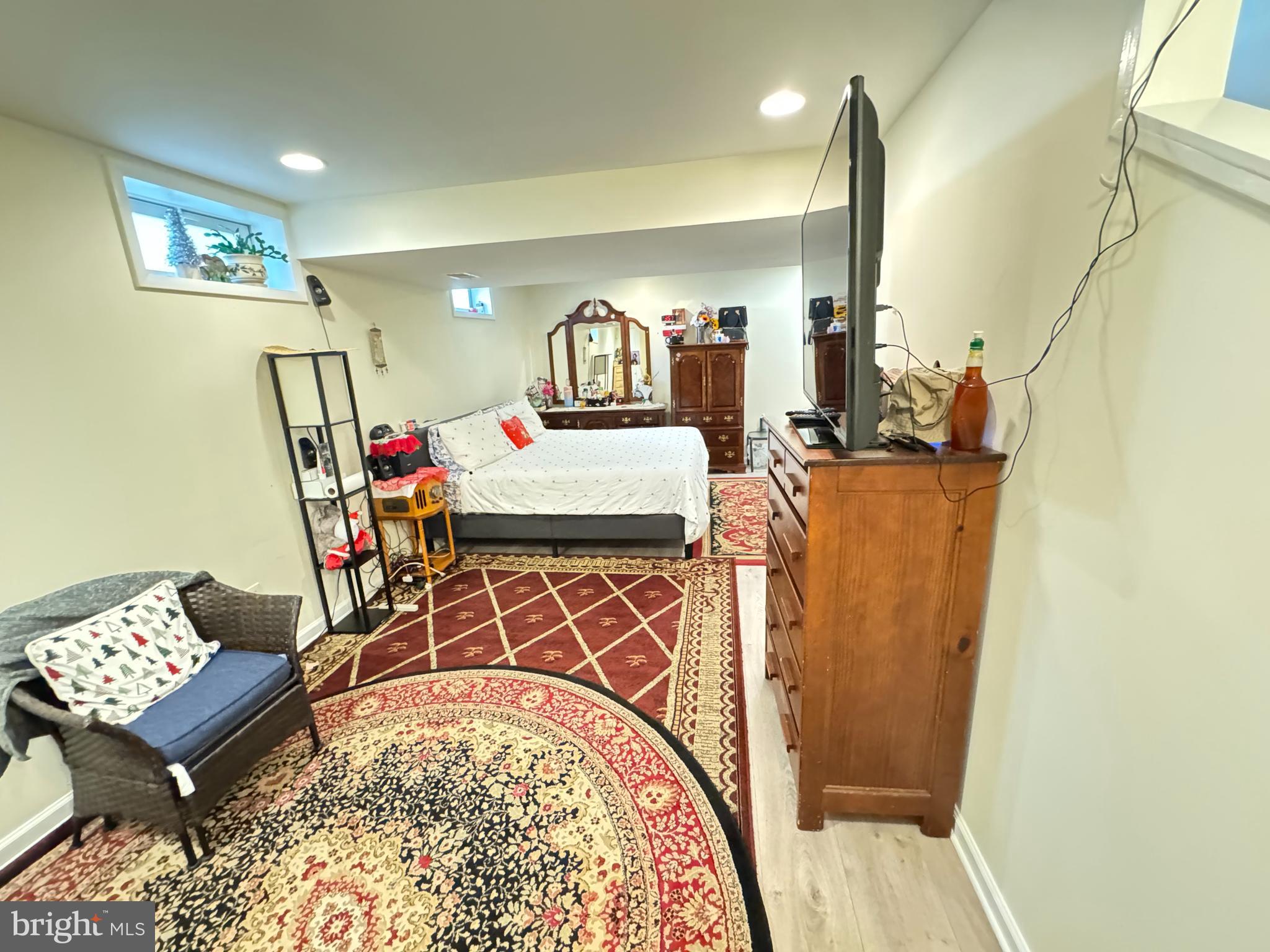SENECA CROSSING - Residential