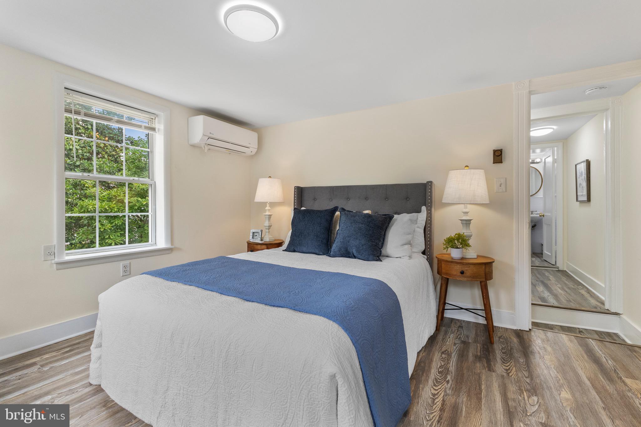 LAUREL - Residential