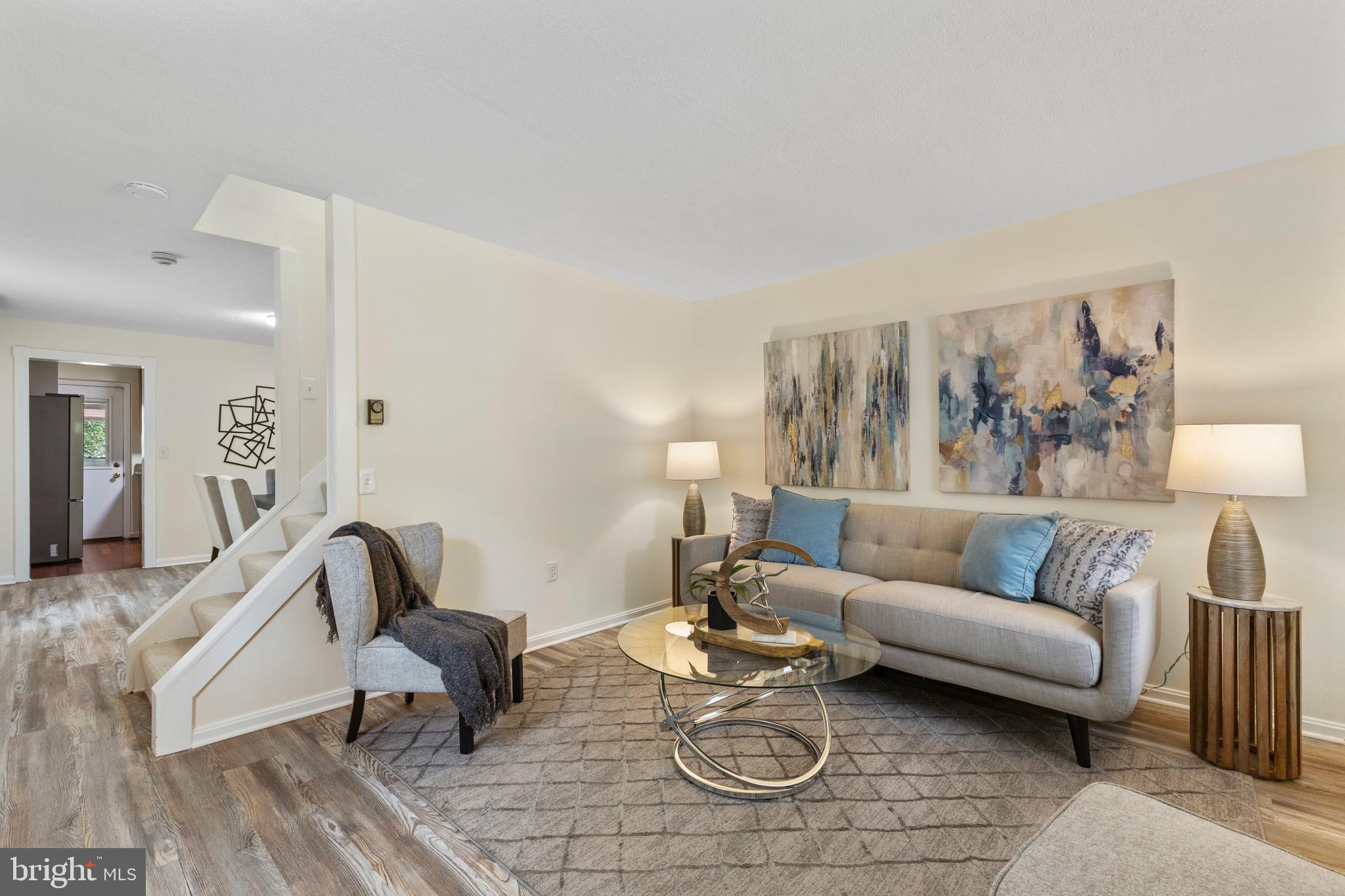 LAUREL - Residential