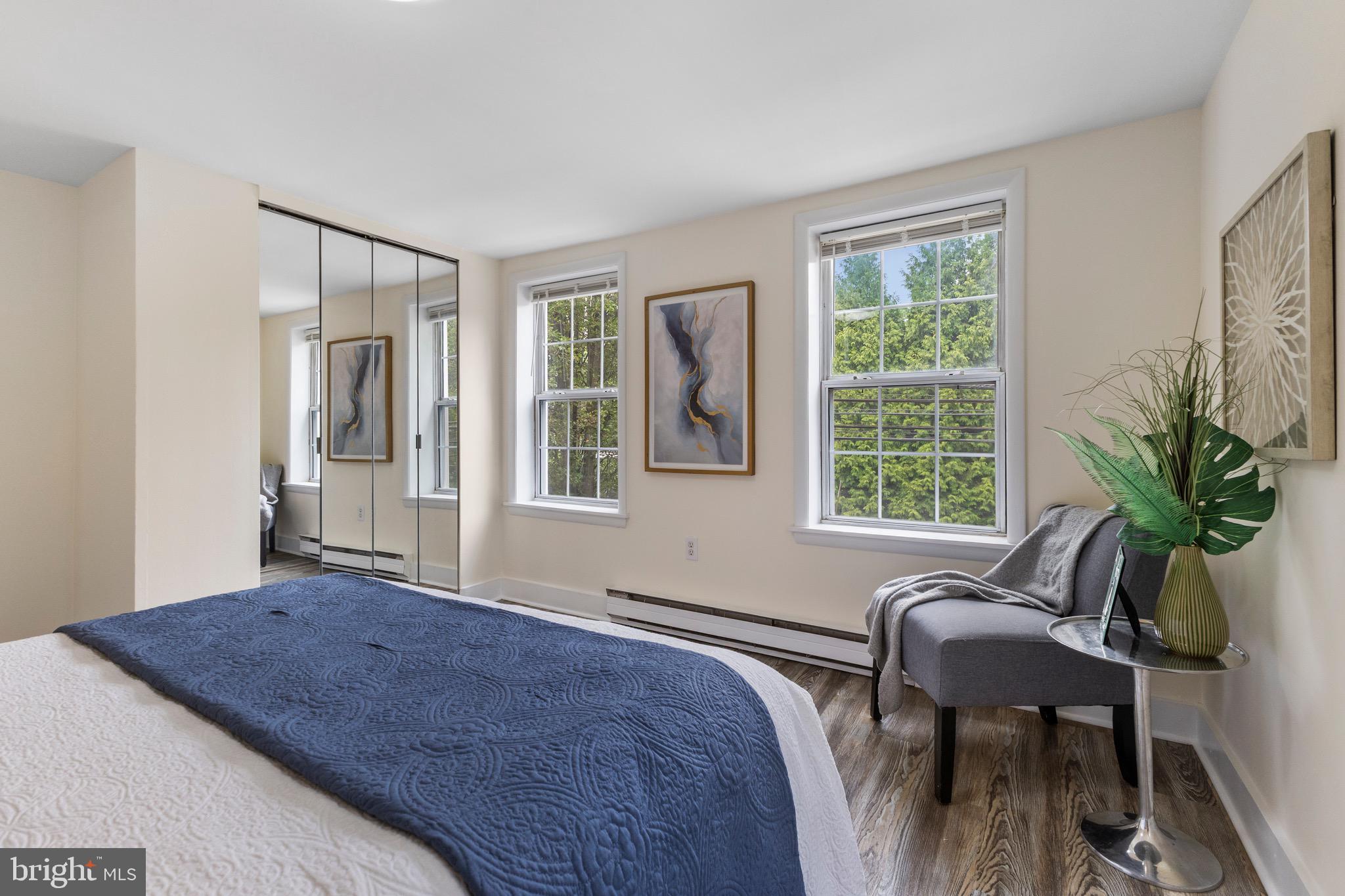 LAUREL - Residential