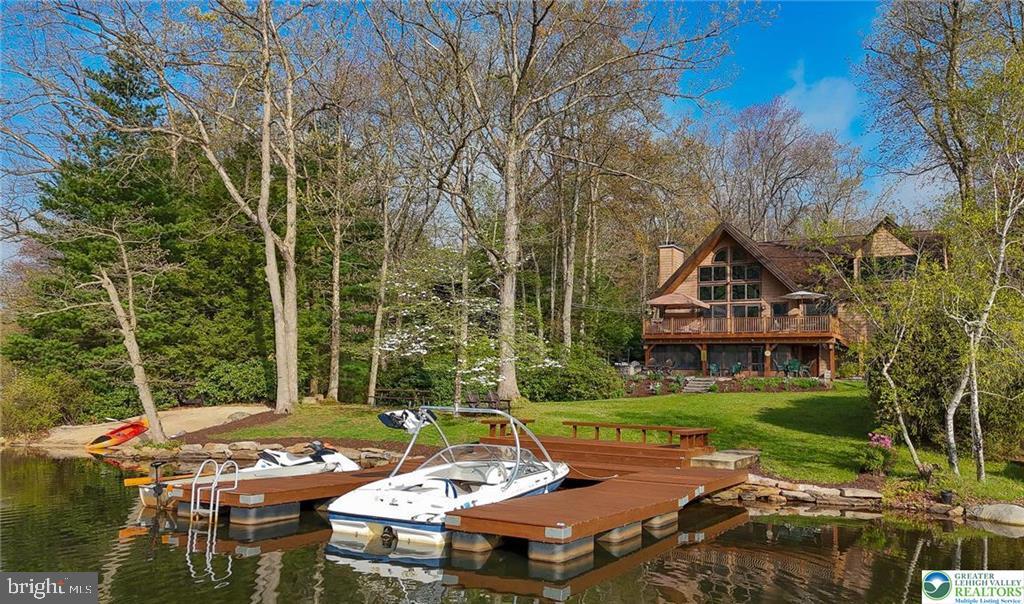 LAKE HAUTO - Residential