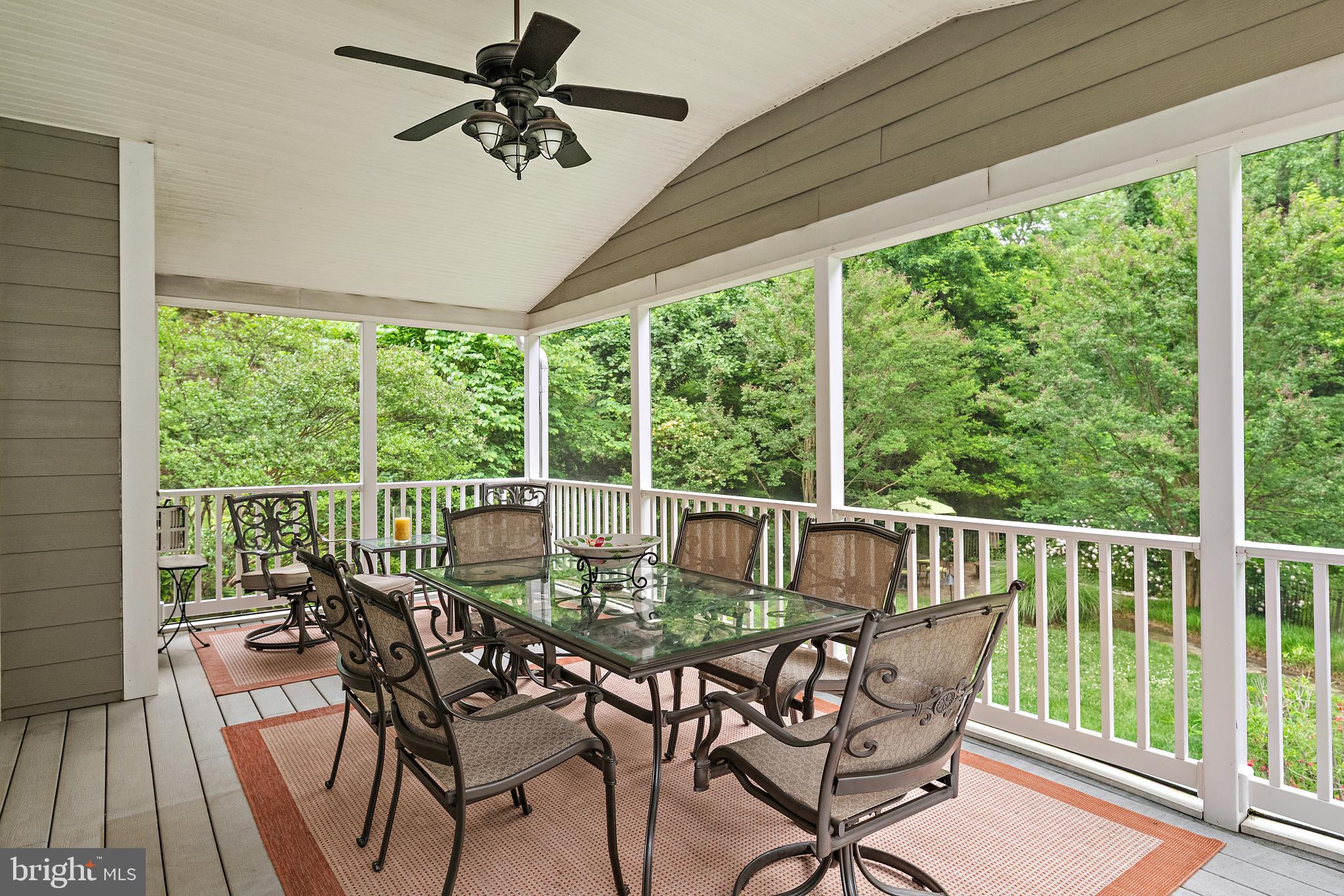 PENDENNIS MOUNT - Residential