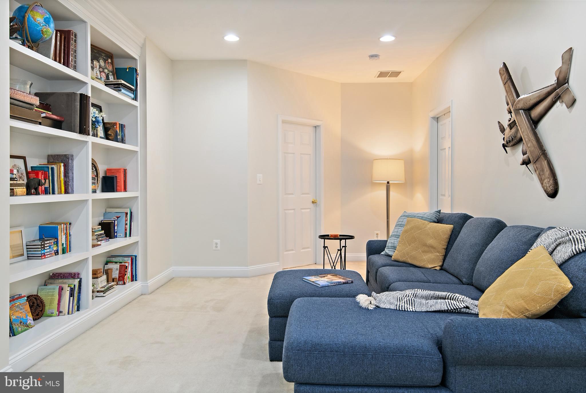 PENDENNIS MOUNT - Residential