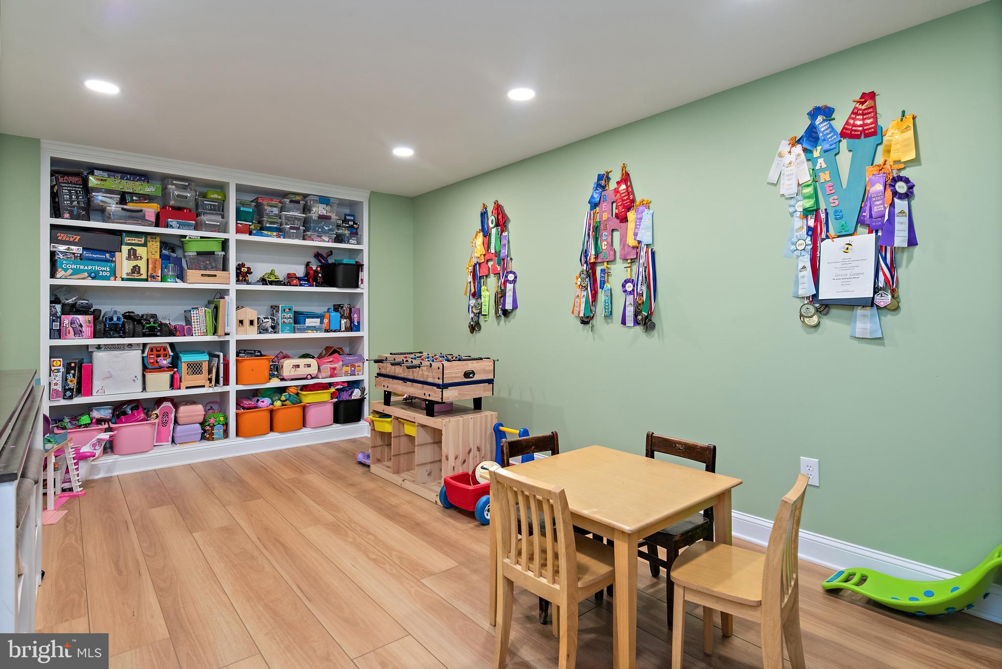 PENDENNIS MOUNT - Residential