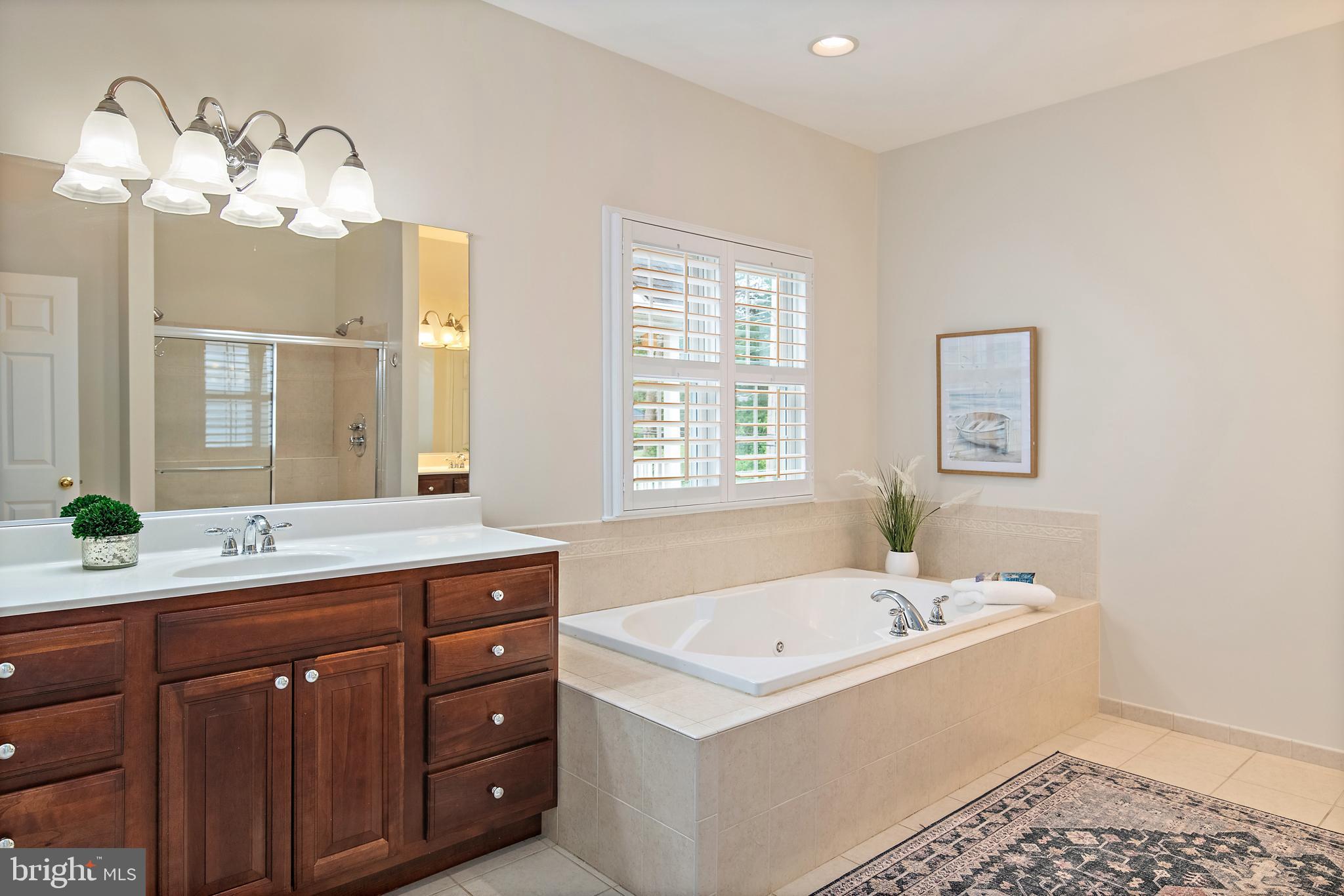 PENDENNIS MOUNT - Residential