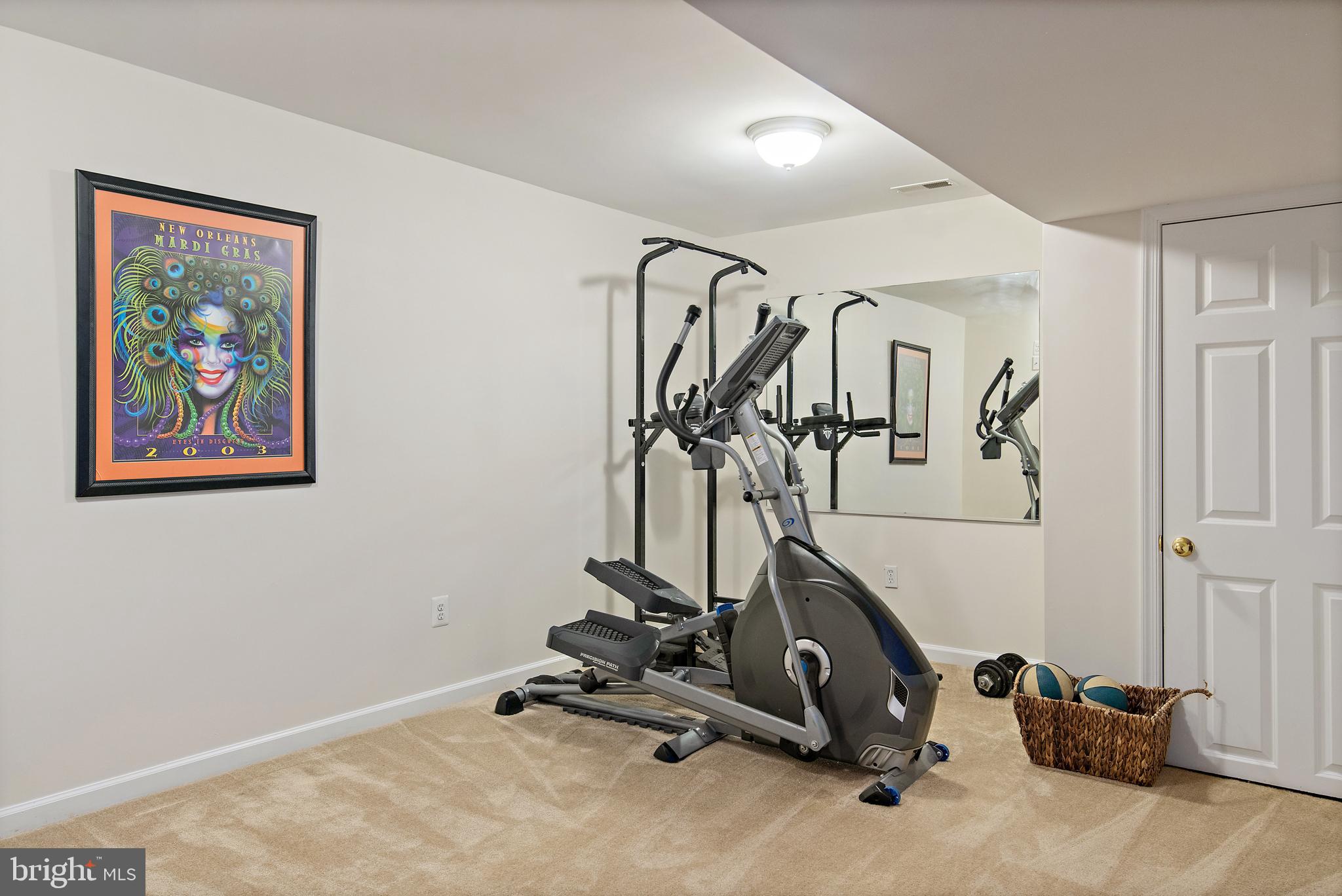 PENDENNIS MOUNT - Residential