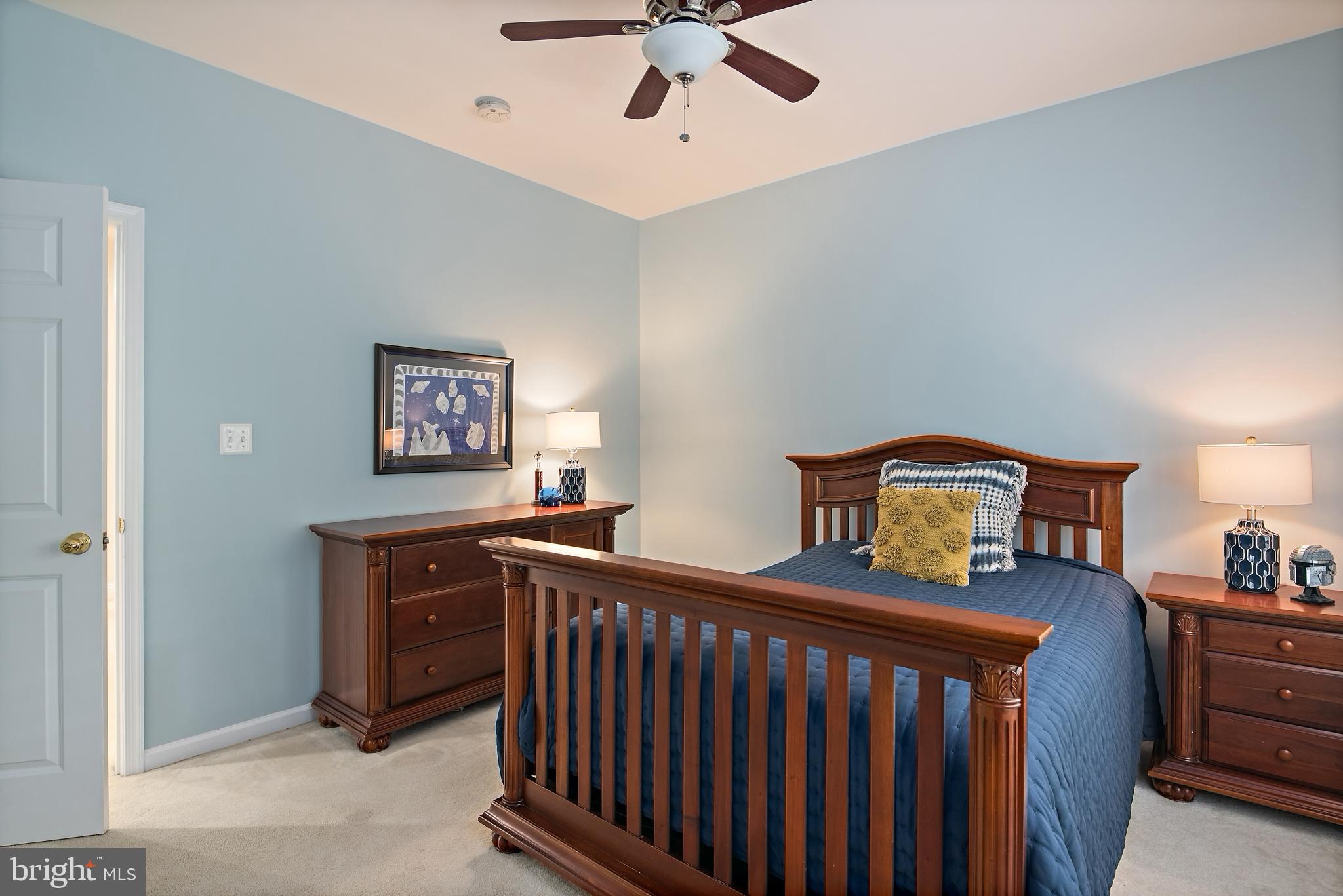 PENDENNIS MOUNT - Residential