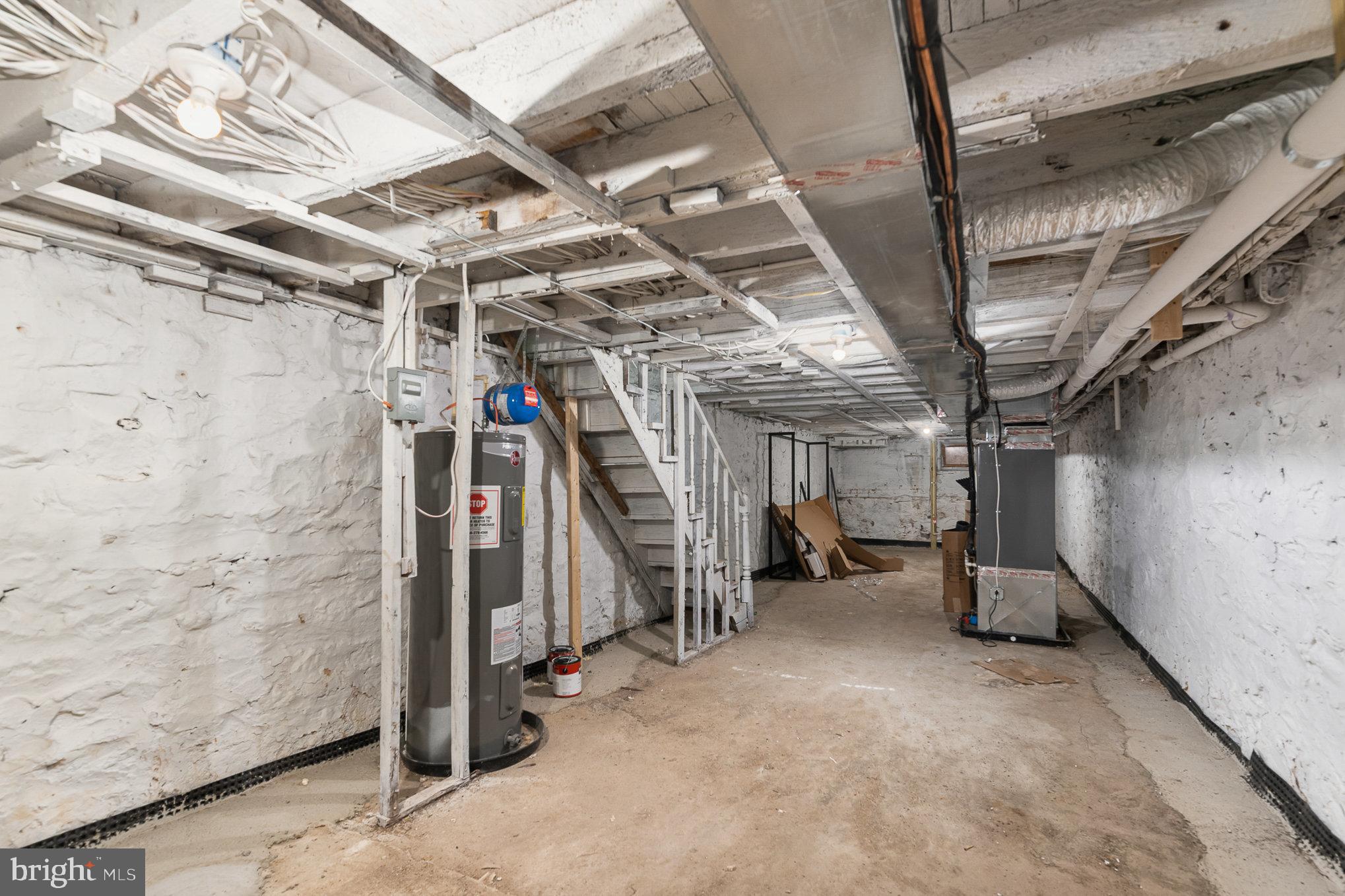 MILL HILL - Residential