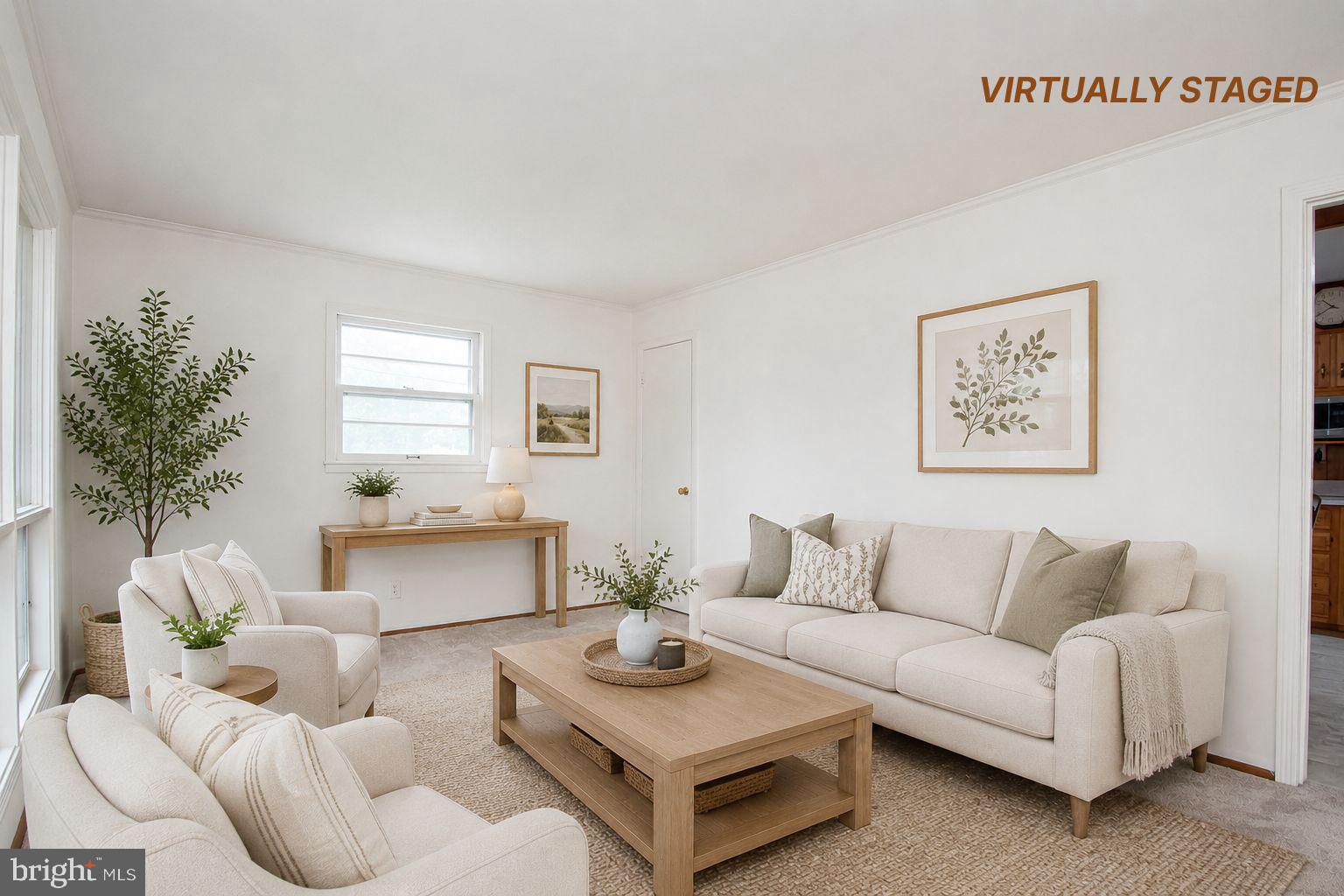 ROYAL VILLAGE - Residential